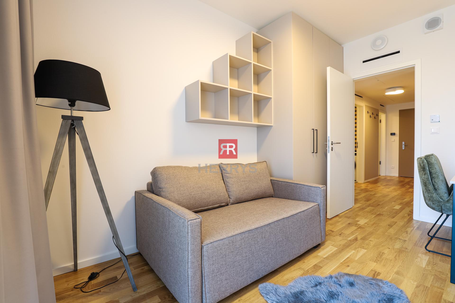 HERRYS - Exclusive, designer 3-room apartment for rent in the premium METROPOLIS complex