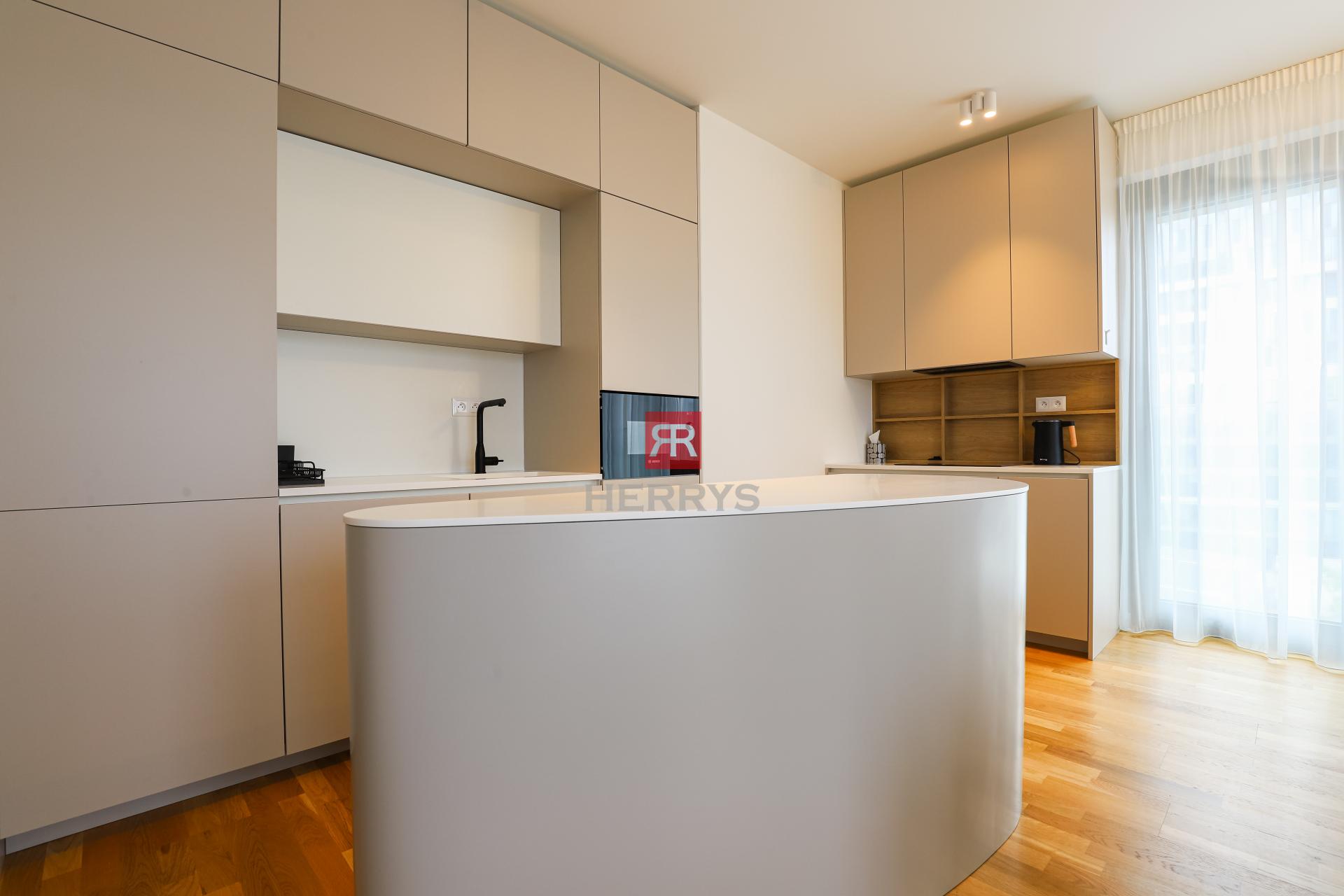 HERRYS - Exclusive, designer 3-room apartment for rent in the premium METROPOLIS complex