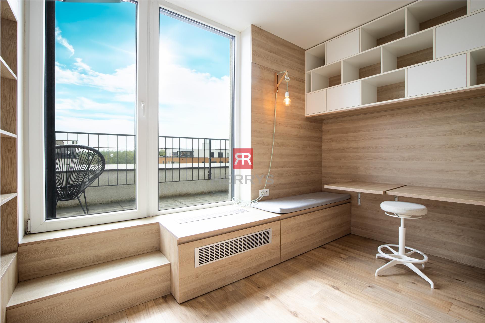 HERRYS – Štýlový 2-izbový byt s hrejivou atmosférou na najvyššom poschodí &nbsp;| S parkovaním | Slnečnice Viladomy