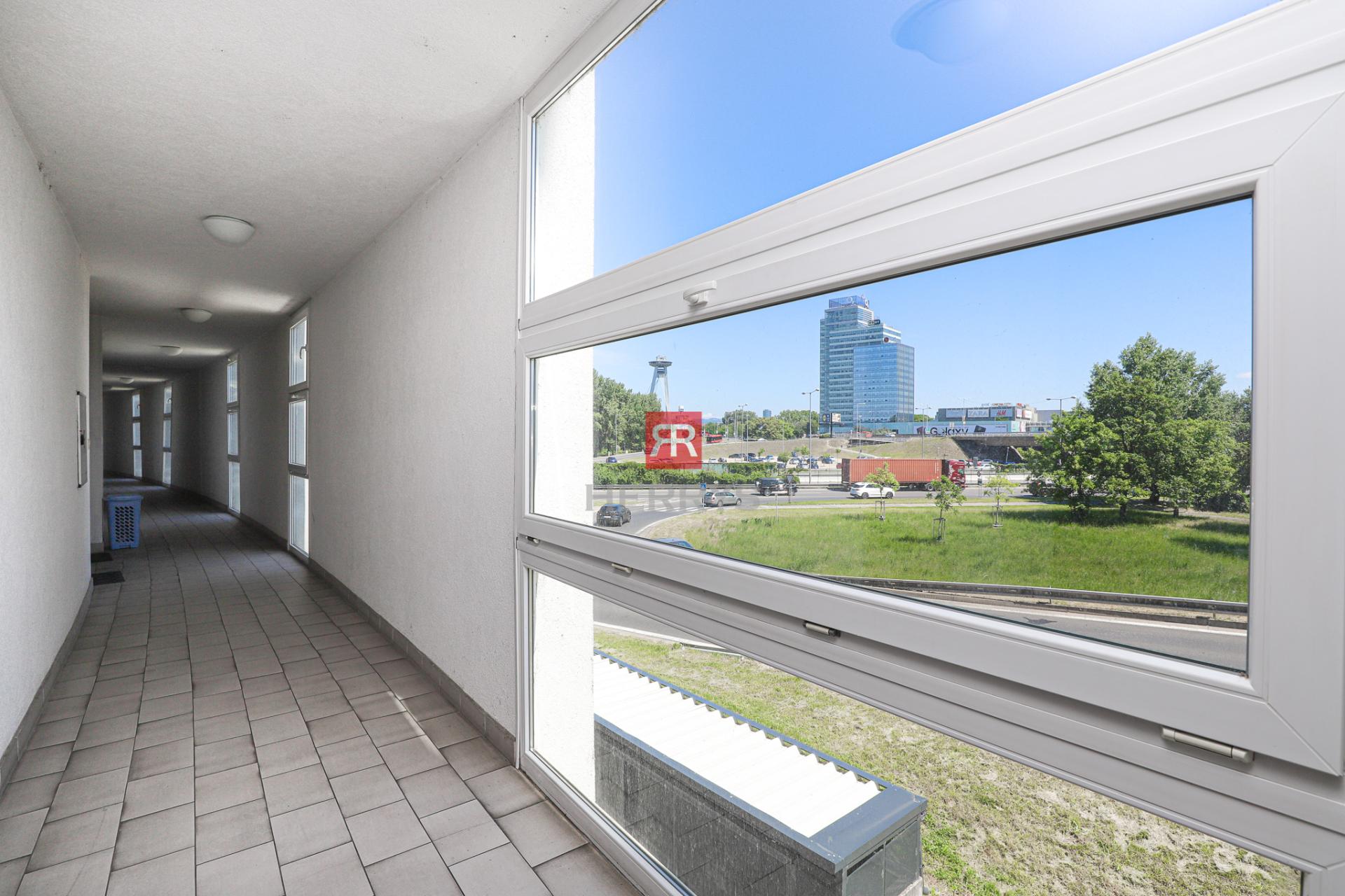 HERRYS - Spacious 2-bedroom apartment with a loggia for sale near Aupark