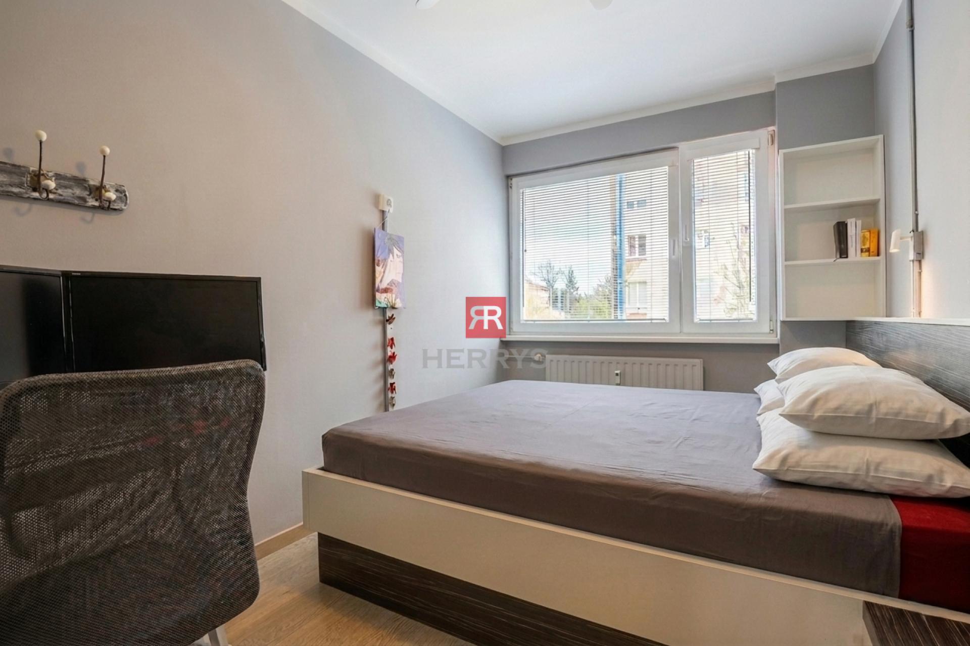 HERRYS - Cozy 4-room apartment for rent in the Old Town on Palackého Street