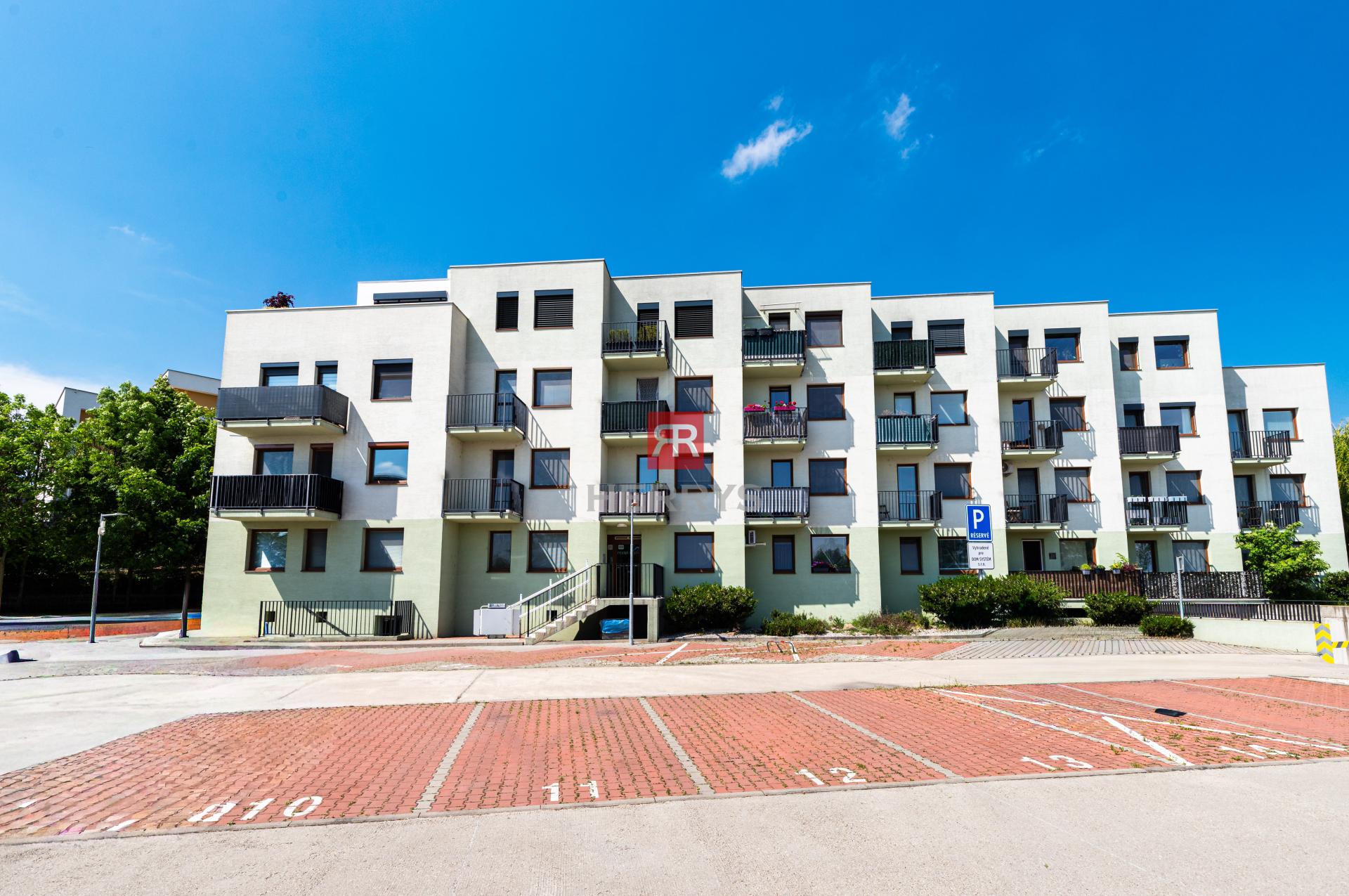 HERRYS - Cozy 1-bedroom apartment for sale on Pekná Street, surrounded by greenery and city amenities