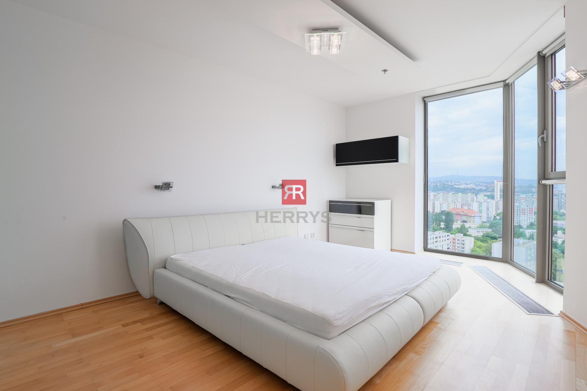 Herrys | Na prenájom krásny 2-izb. apartmán, parking, Vienna Gate