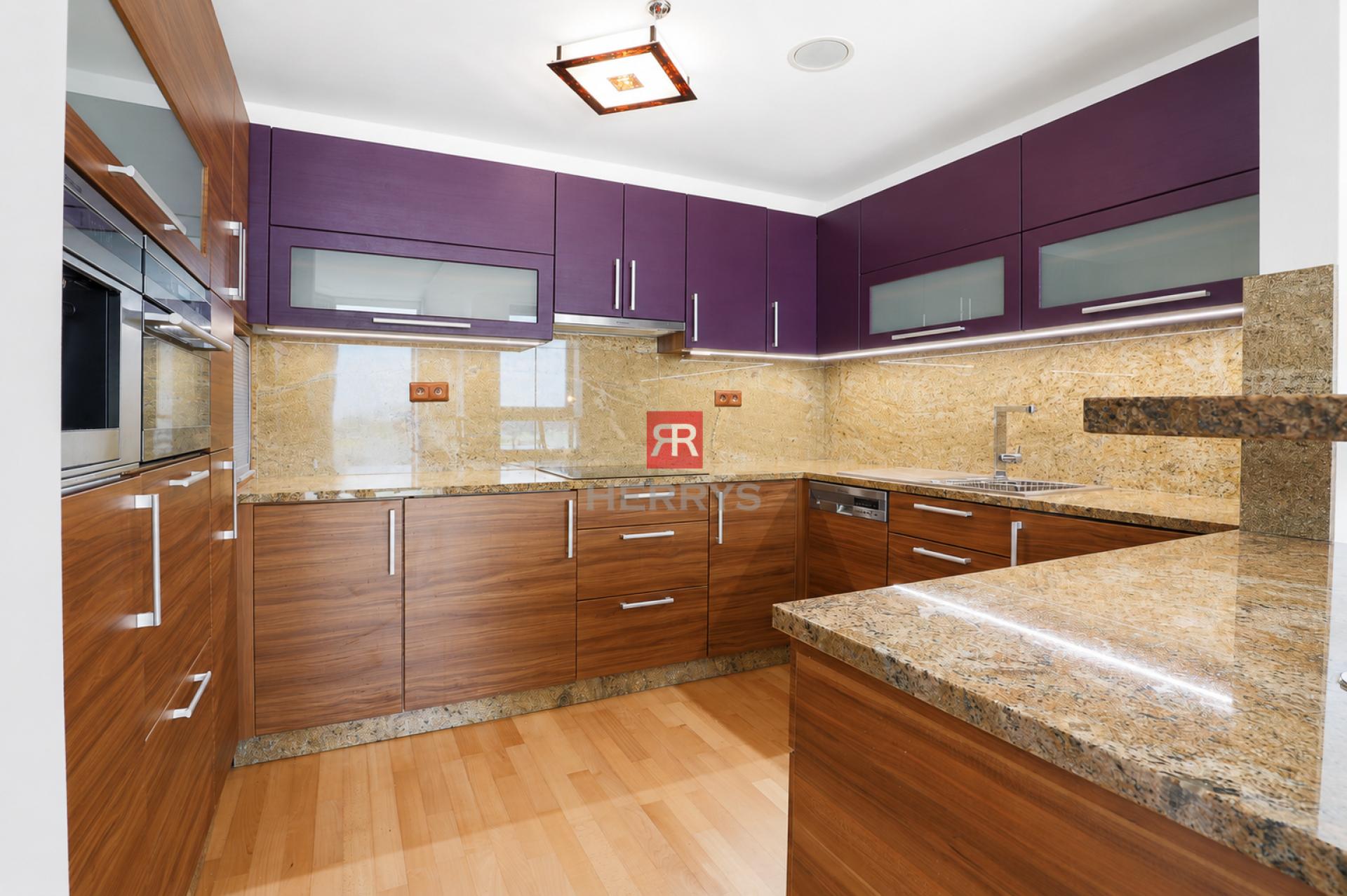 Herrys | Na prenájom krásny 2-izb. apartmán, parking, Vienna Gate