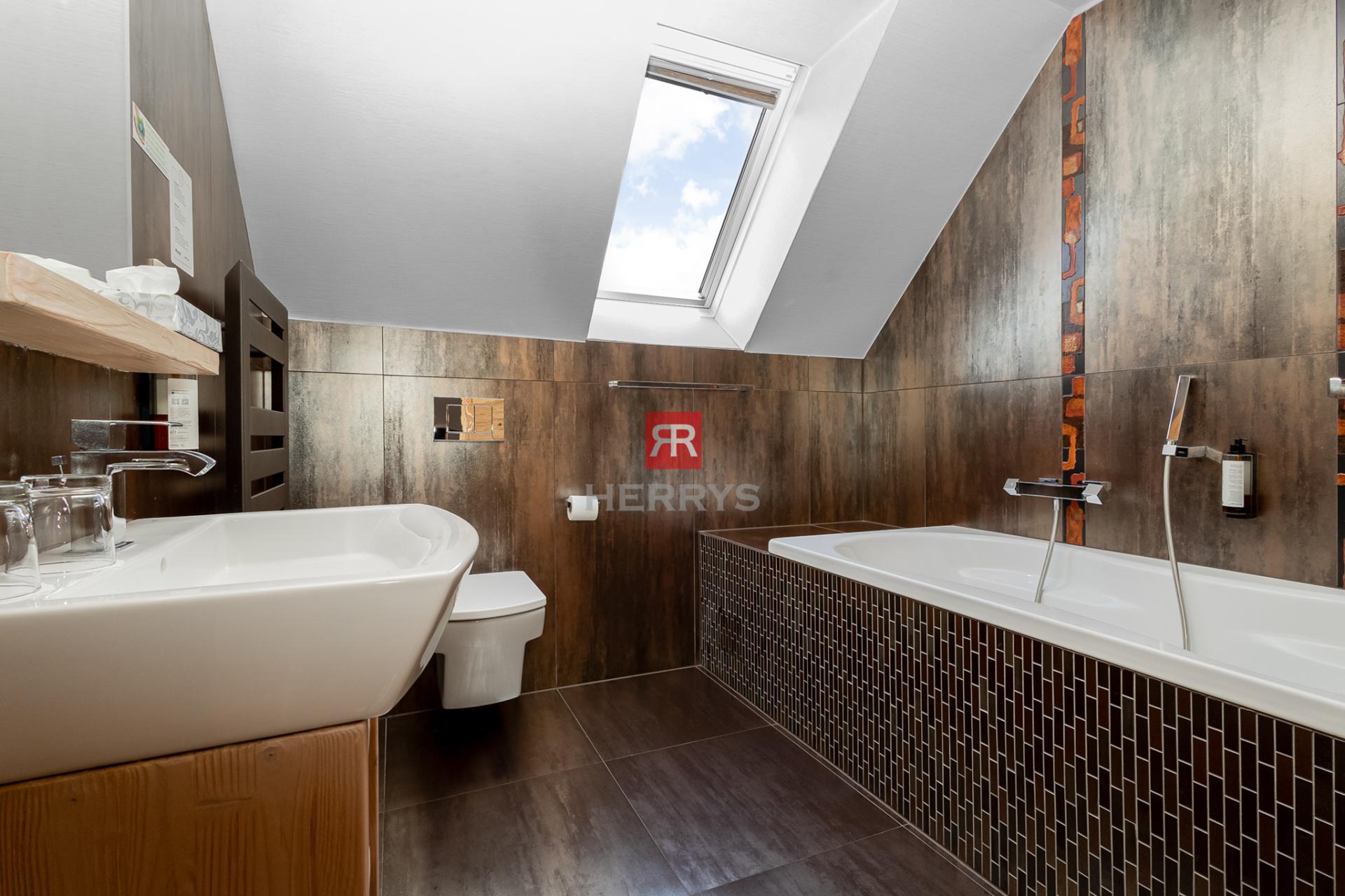 HERRYS - For sale a luxurious 4-room apartment in an exceptional location in Tatranská Lomnica