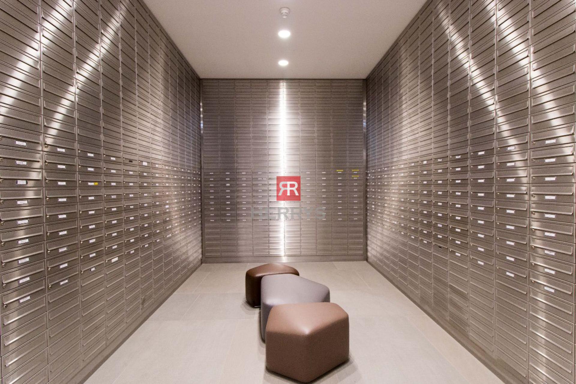 HERRYS - For sale investment 2-bedroom apartment on the 25th floor in Panorama City with parking