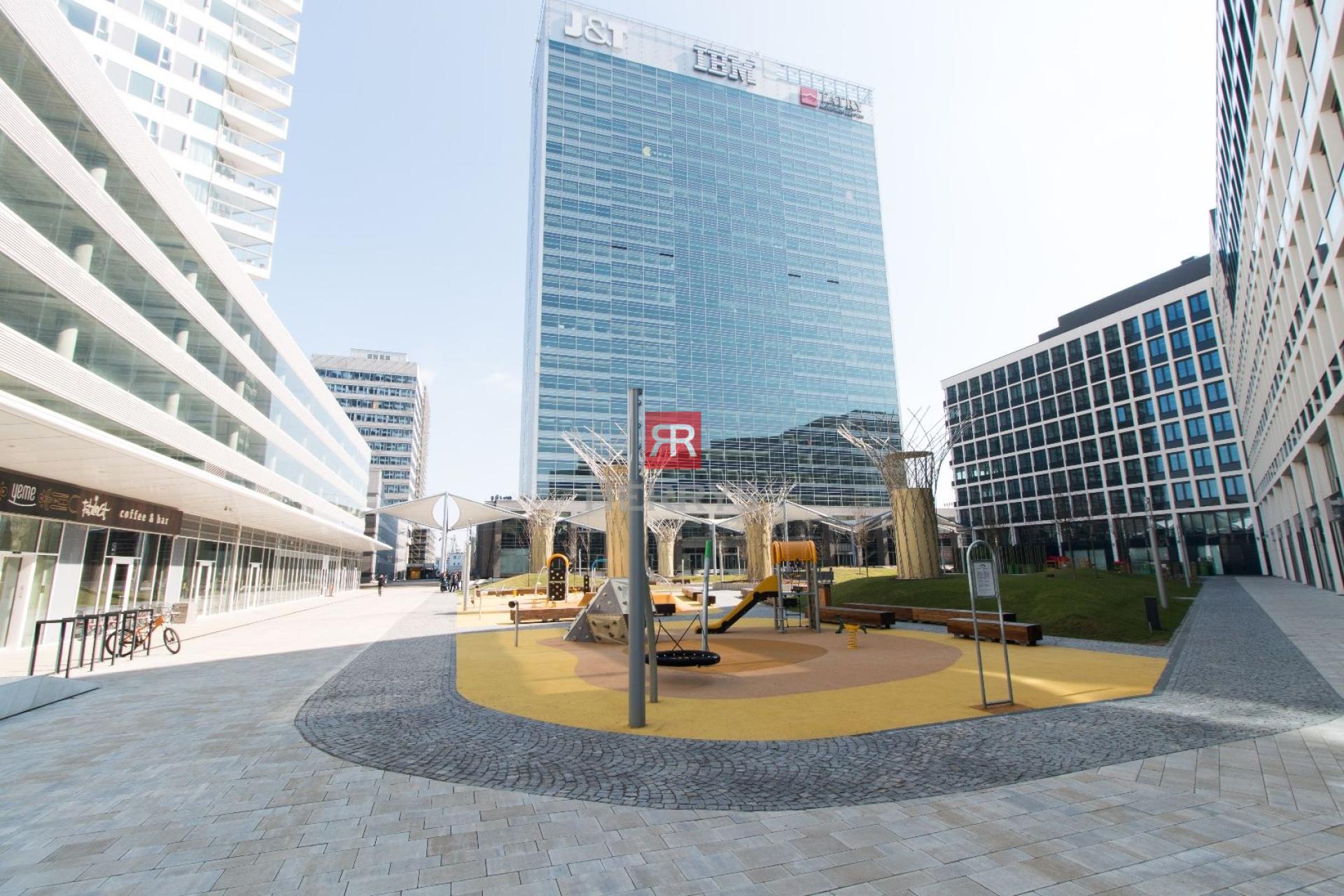 HERRYS - For sale investment 2-bedroom apartment on the 25th floor in Panorama City with parking