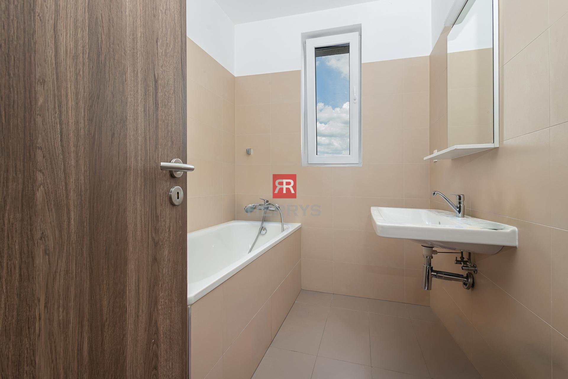 HERRYS - Na predaj svetlý a tichý 3 izbový byt s balkónom a parkovacím státím v novostavbe BORY