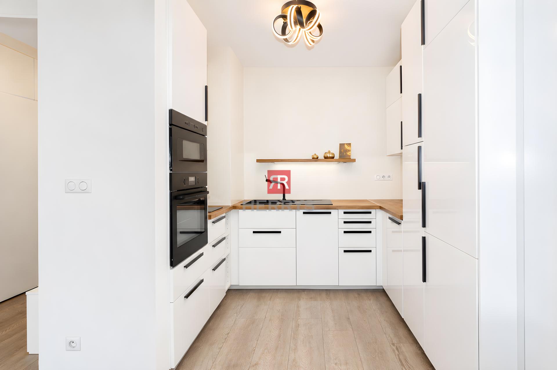 HERRYS - For rent designer 2-room apartment in the premium Stein project