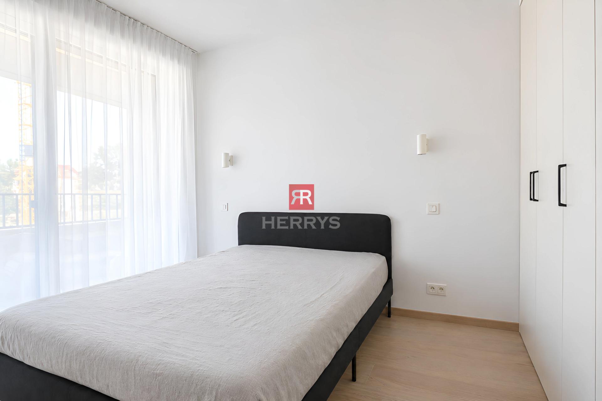 HERRYS – Na prenájom úplne nový dizajnový 1,5-izbový byt v prestížnom projekte Florian Residence | parkovanie a pivnica