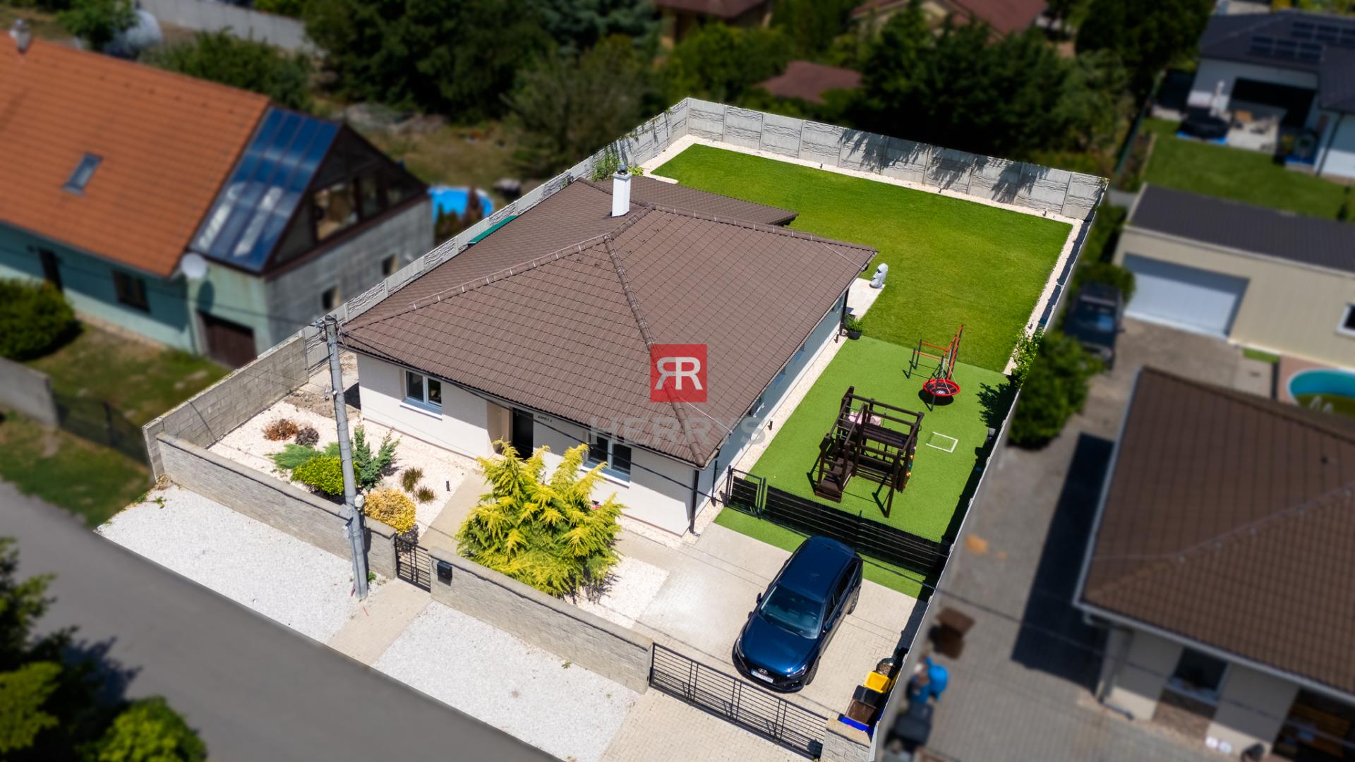 HERRYS - Na prenájom luxusný 4-izbový rodinný dom so záhradou