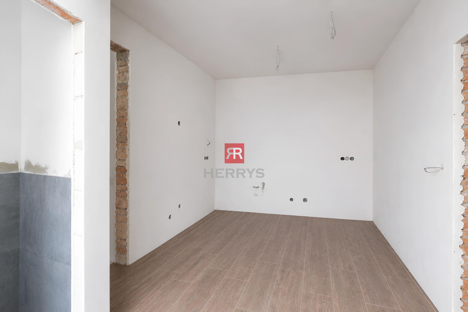 HERRYS - Fully renovated single-family home for sale, Vajnory