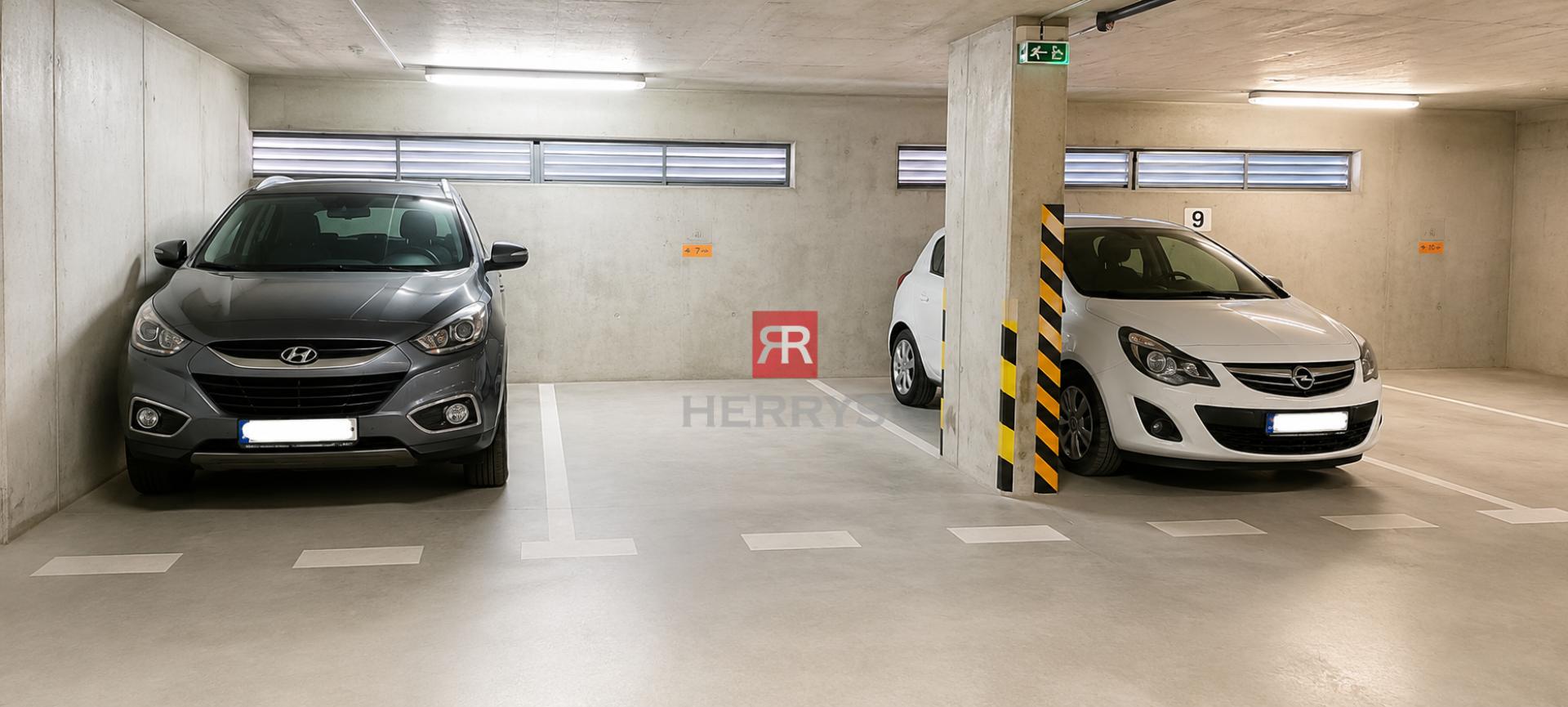 HERRYS - Na prenájom garážové parkovacie státie na Mraziarenskej ulici&nbsp;
