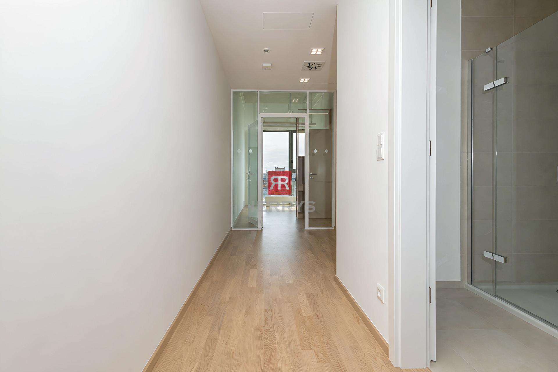 HERRYS - Representative office space for sale with a beautiful view in the ZWIRN OFFICE project