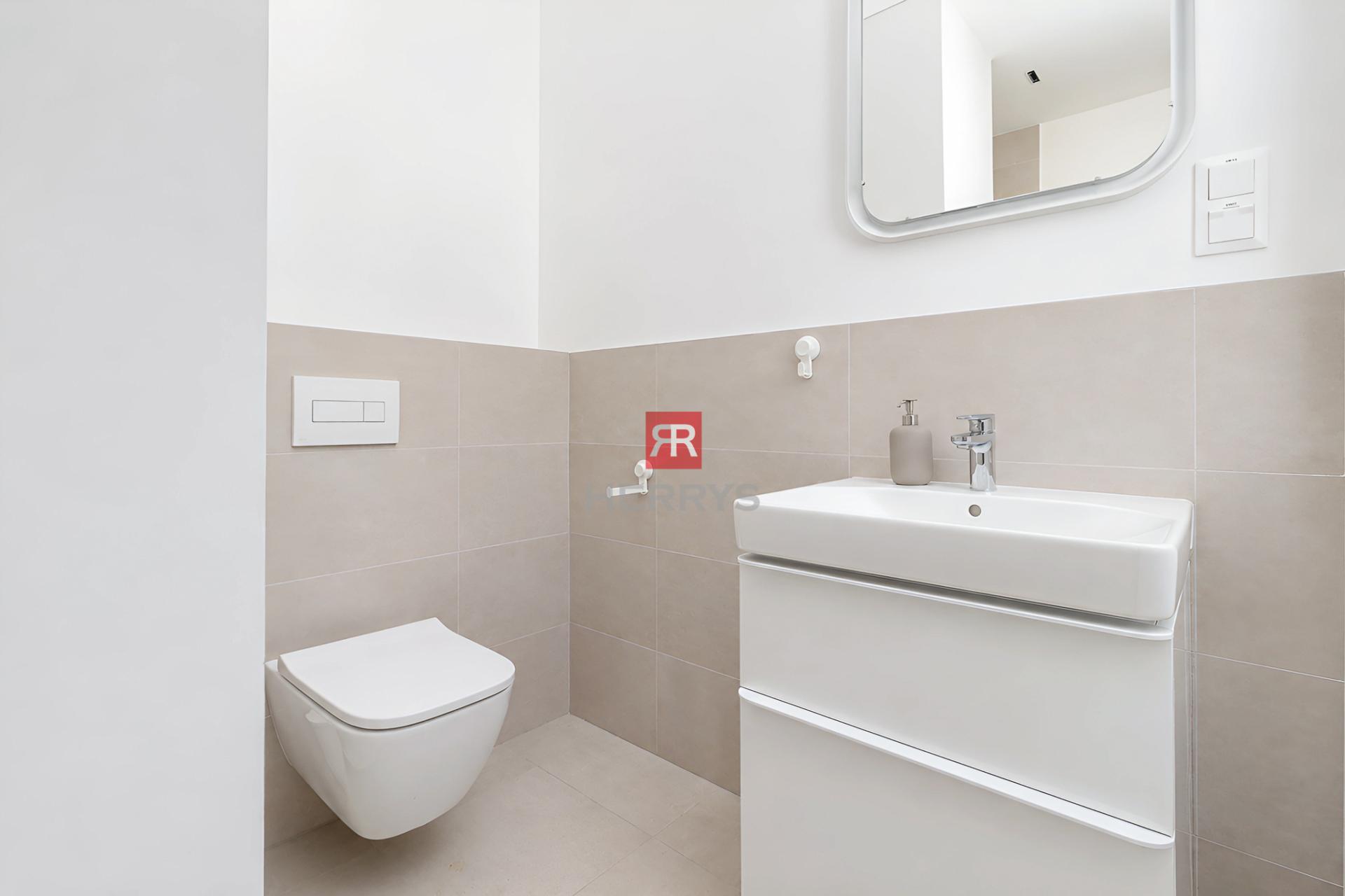HERRYS - Representative office space for rent with a beautiful view in the ZWIRN OFFICE project