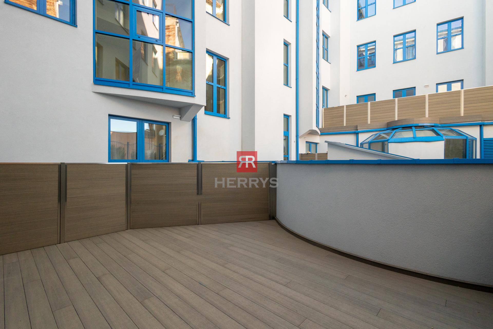 HERRYS – For Sale: 1,5-Room Apartment in the centre of Bratislava’s Old Town&nbsp;