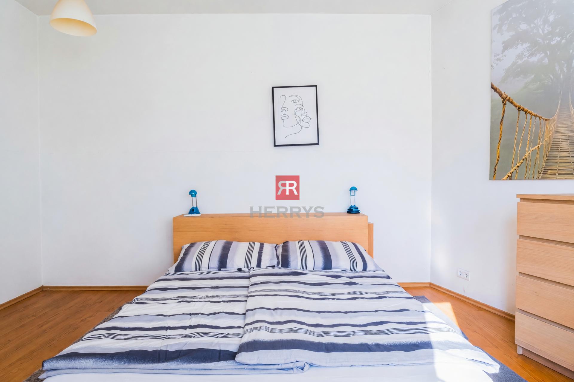 HERRYS - Exclusive, spacious 2-bedroom apartment for rent with charming views in the heart of the Old Town | Konventná Street