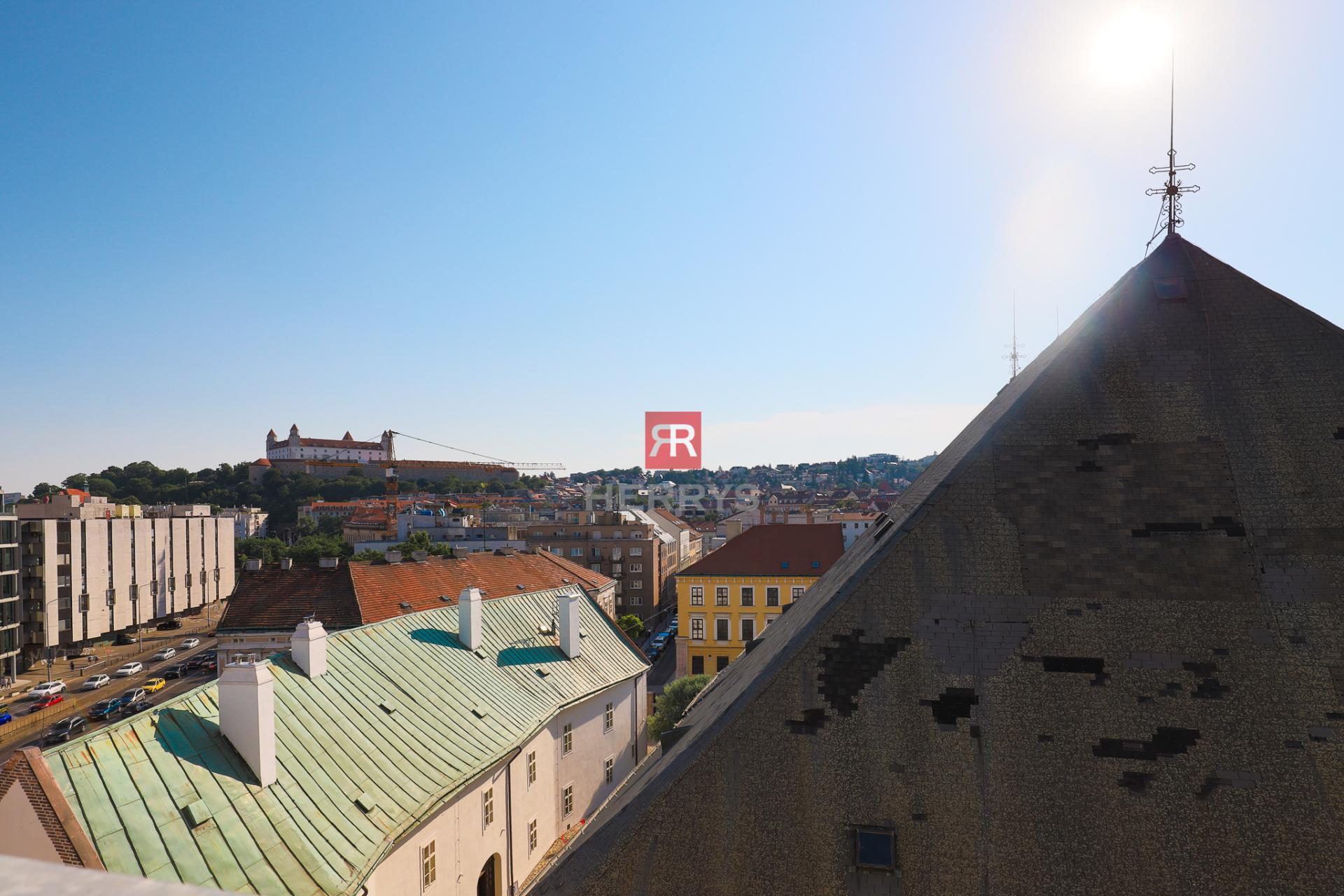 HERRYS - Exclusive, spacious 2-bedroom apartment for rent with charming views in the heart of the Old Town | Konventná Street