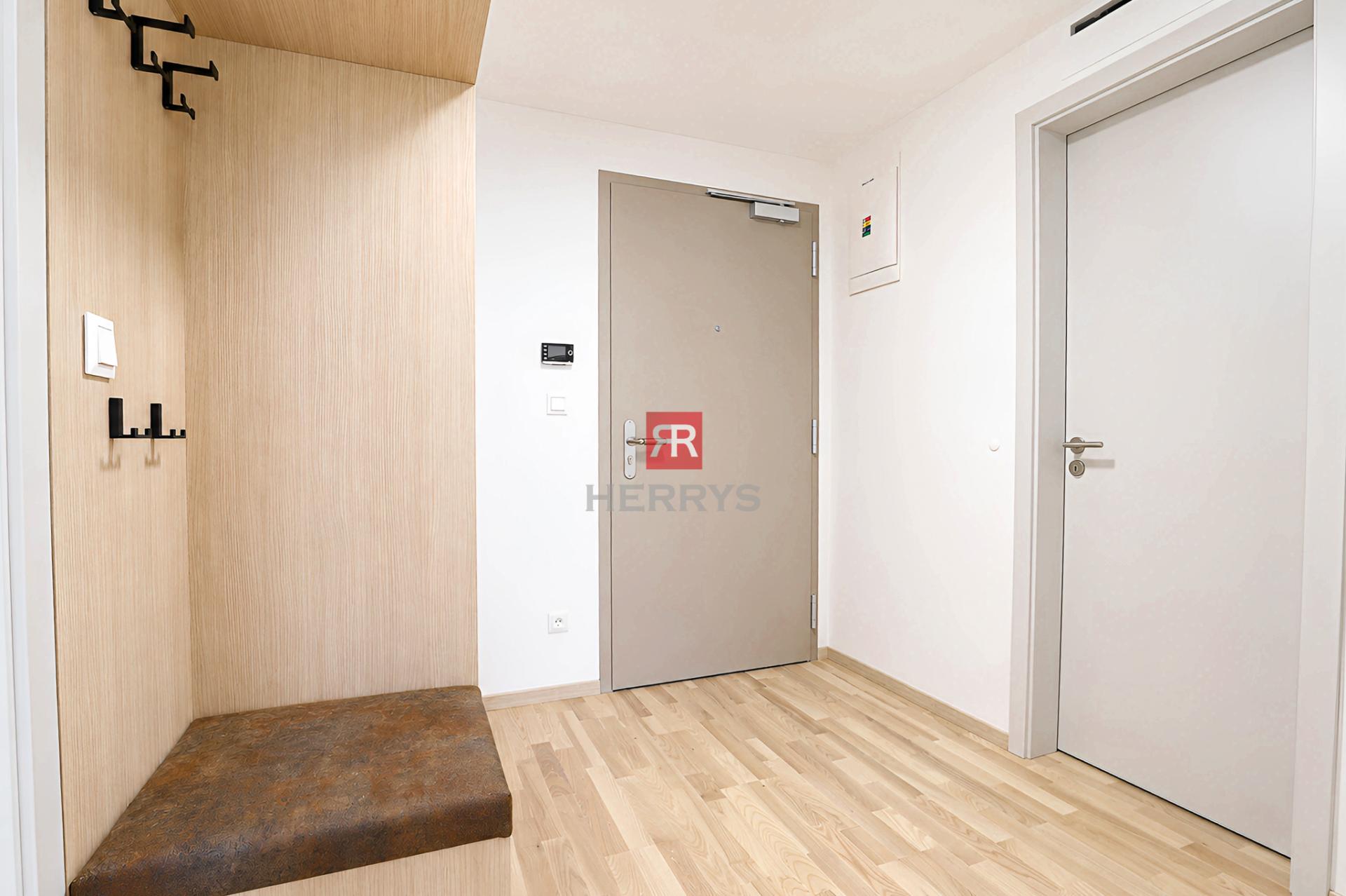 HERRYS - Na prenájom atraktívny 2-izbový apartmán s parkovacím miestom v komplexe METROPOLIS