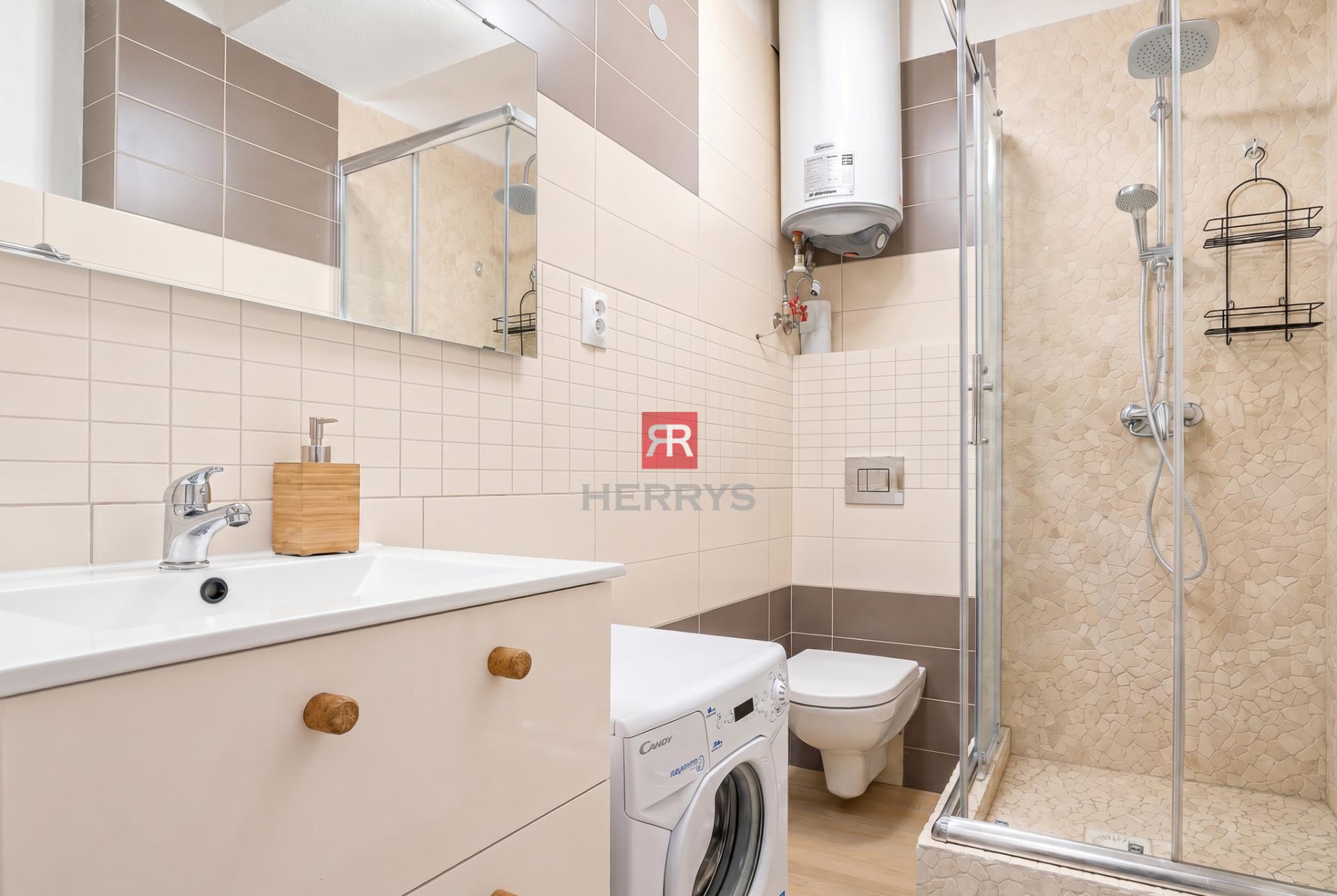 HERRYS - Exceptional 2-bedroom apartment with high ceilings for rent in the Old Town - Dobrovičova&nbsp;