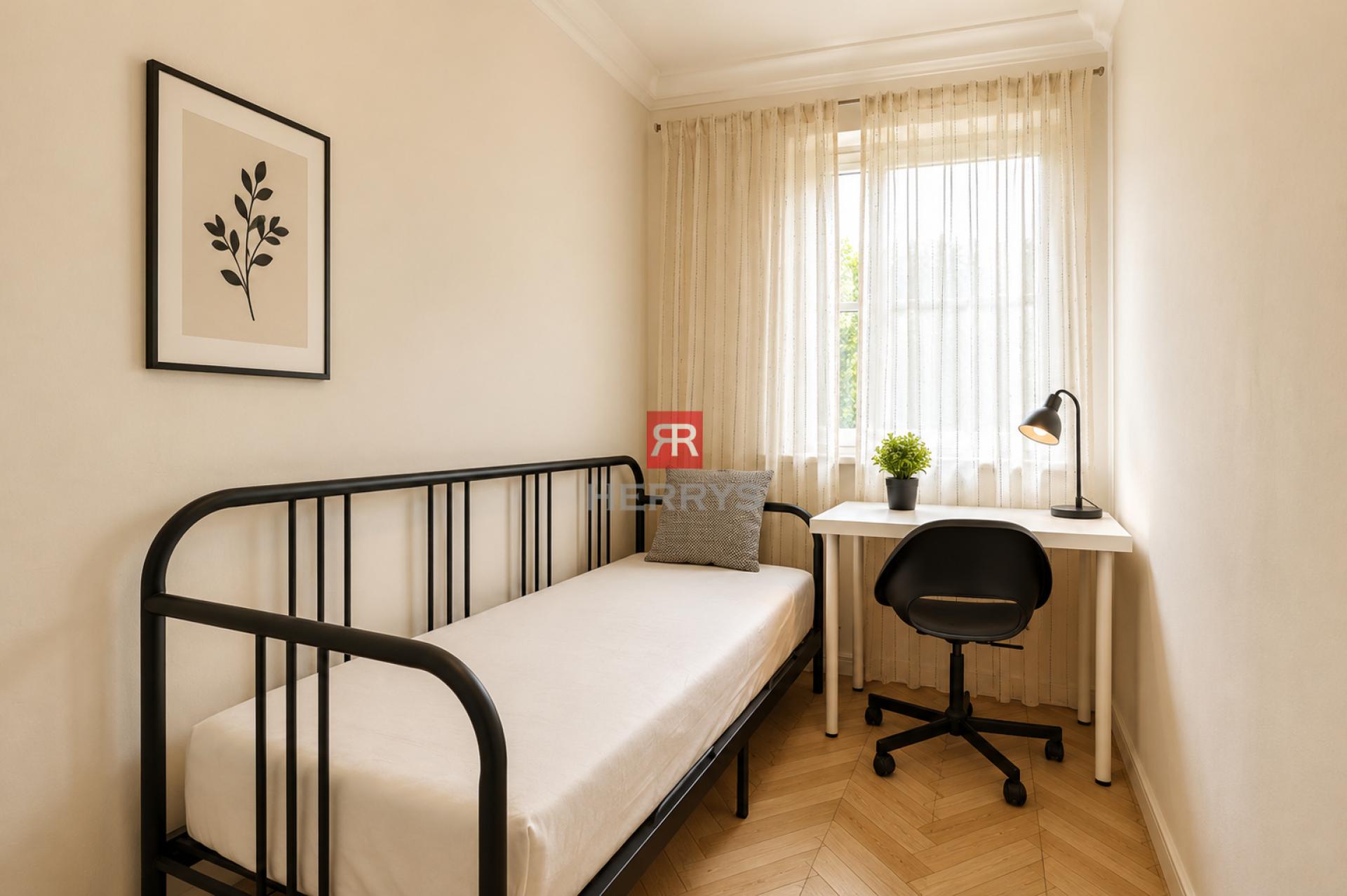 HERRYS - spacious 3-room apartment for rent on Teplická Street, small pet welcome.