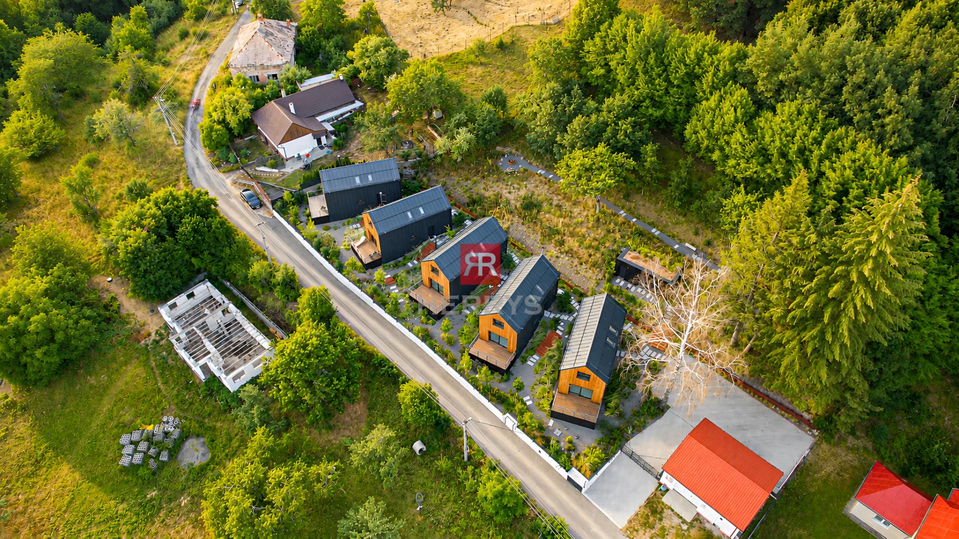 HERRYS - Na predaj moderná chata pri tajchu | Hodruša-Hámre | Súkromný areál, sauna v srdci Štiavnických vrchov