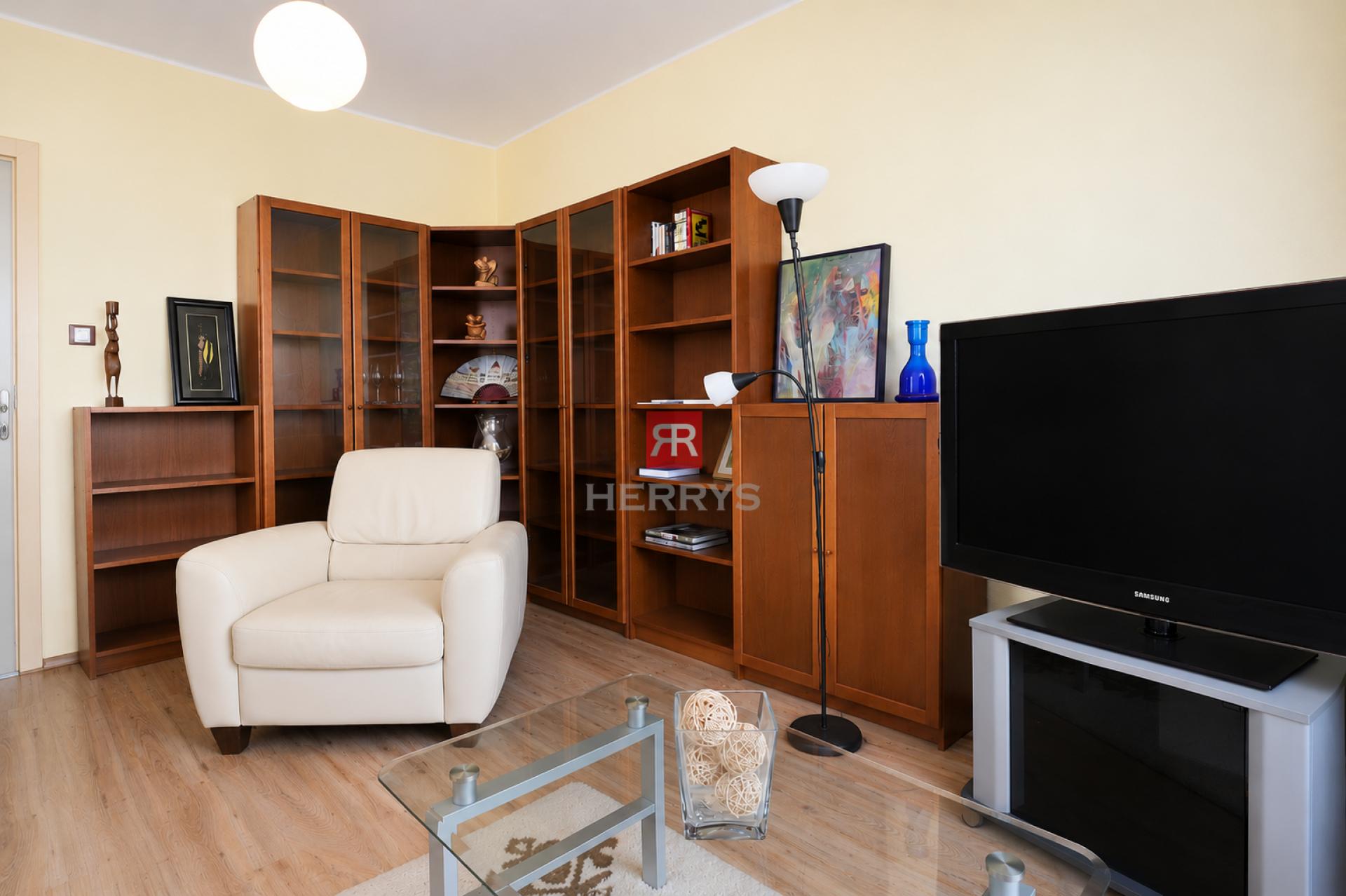 HERRYS - Na prenájom zariadený 2-izbový byt pri obchodnom centre Nivy