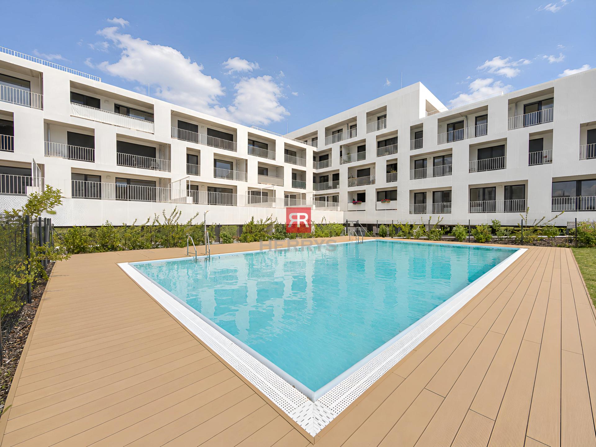 HERRYS - Na predaj 1,5 kk apartmán v projekte AGÁTY v Dúbravke s bazénom a bezbariérovým riešením