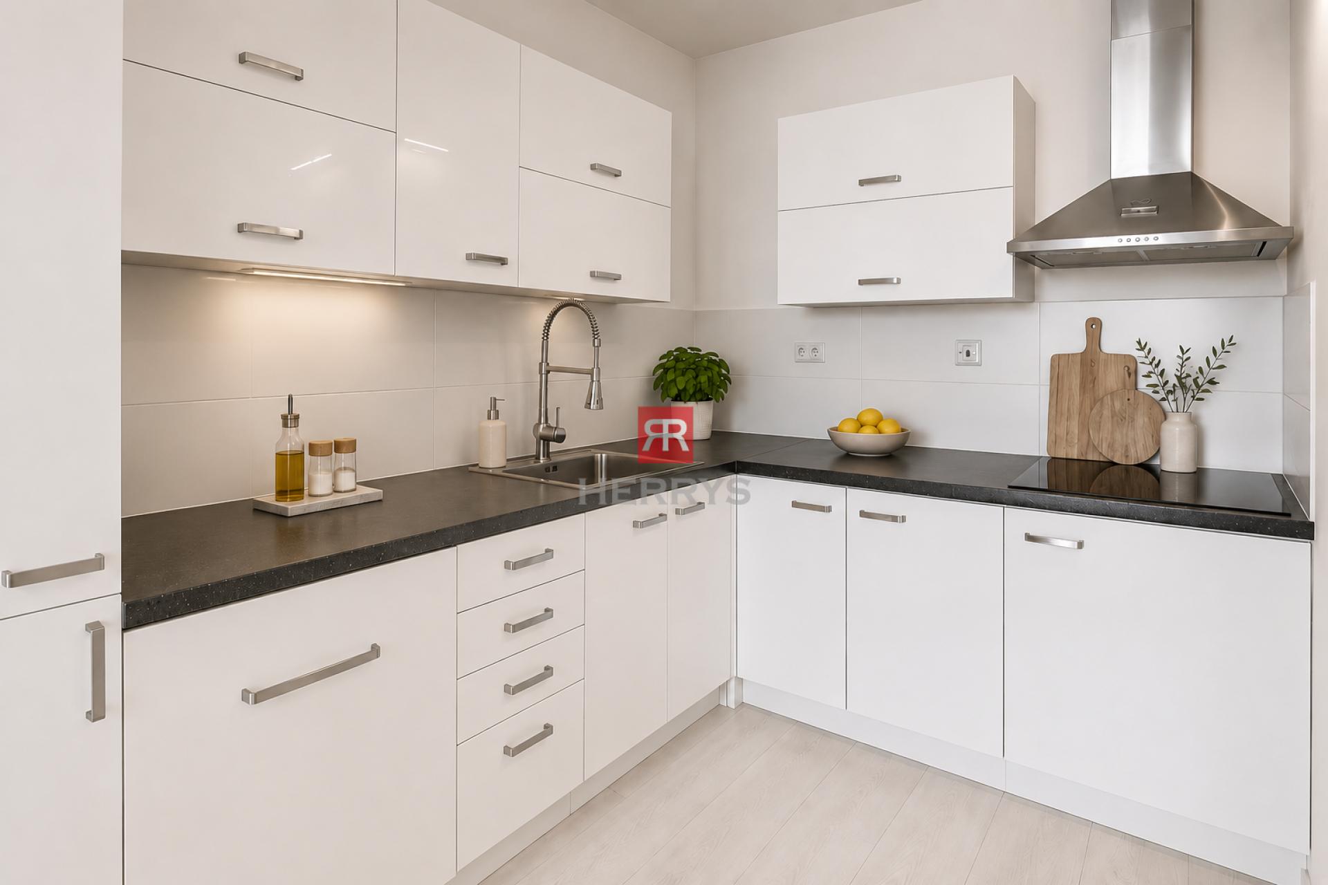 HERRYS – 3-bedroom flat for sale on Kazanská Street