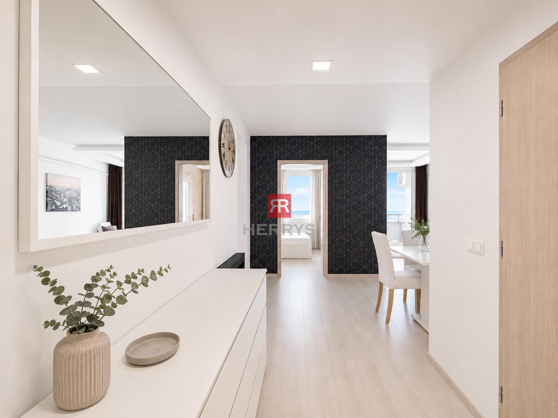 HERRYS – 3-bedroom flat for sale on Kazanská Street