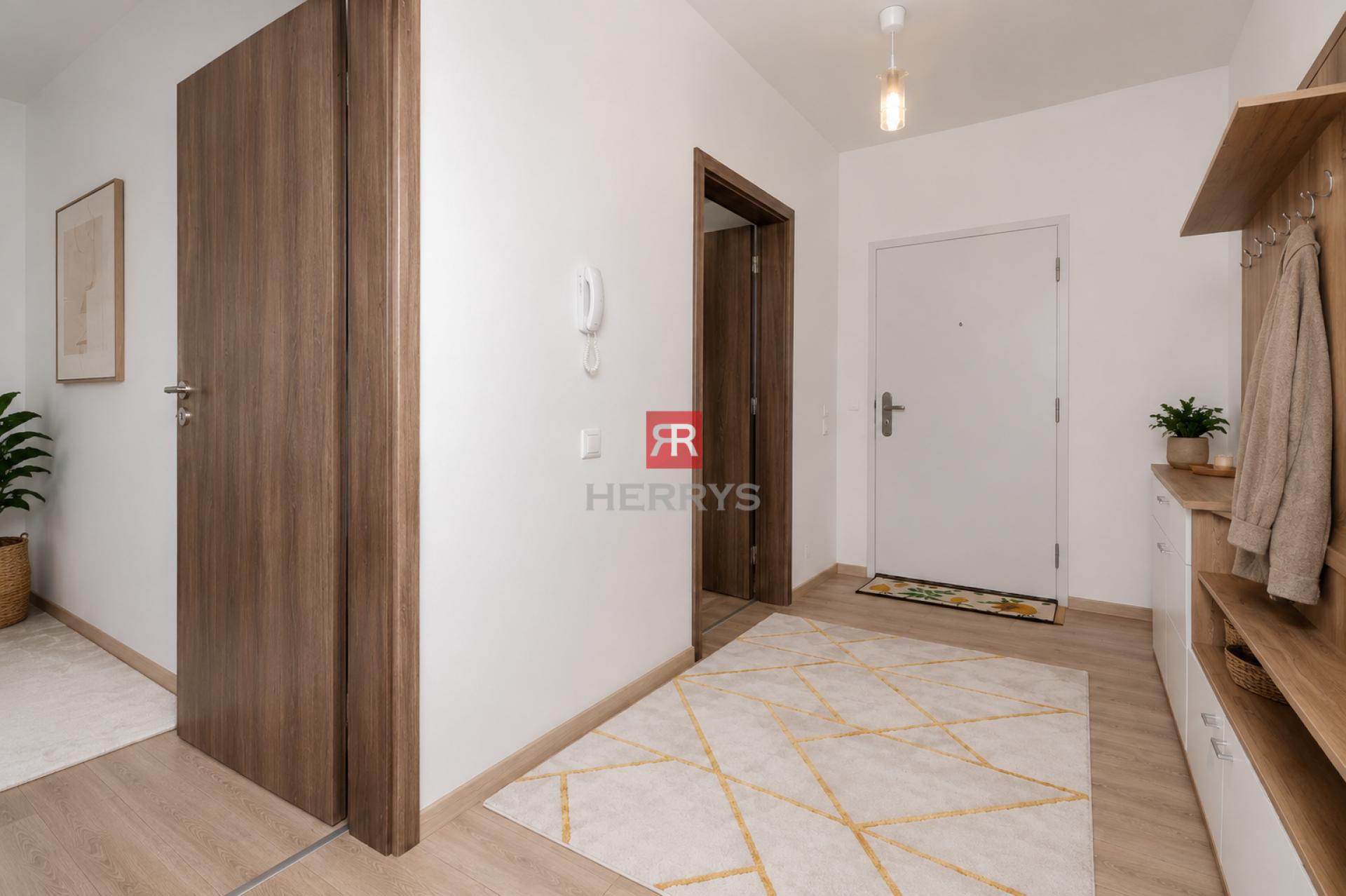 HERRYS - Na predaj svetlý 3 izbový byt s balkónom a parkovacím státím v novostavbe BORY