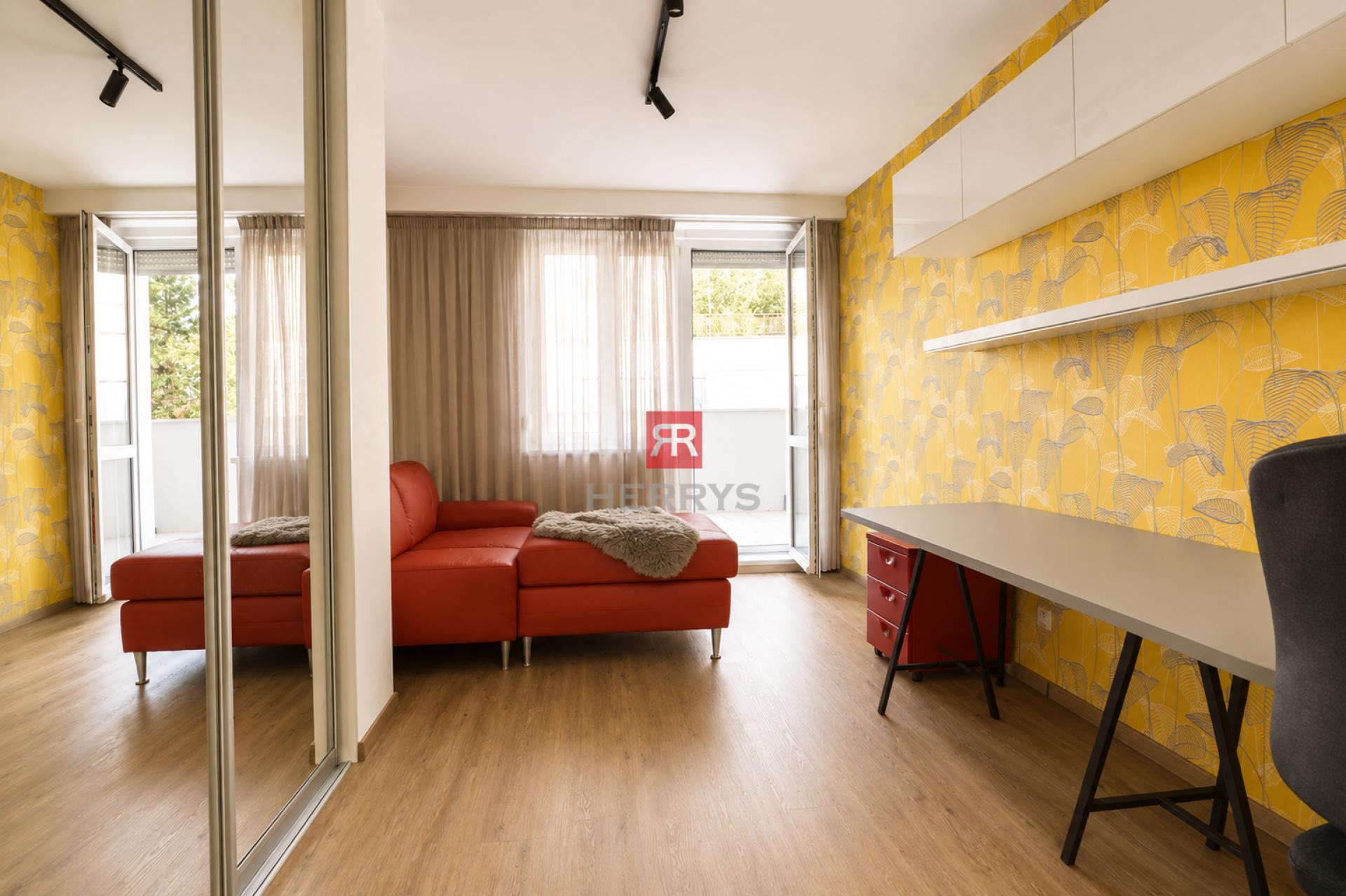 HERRYS - Furnished New 4-Bedroom Apartment for Rent near Horský Park