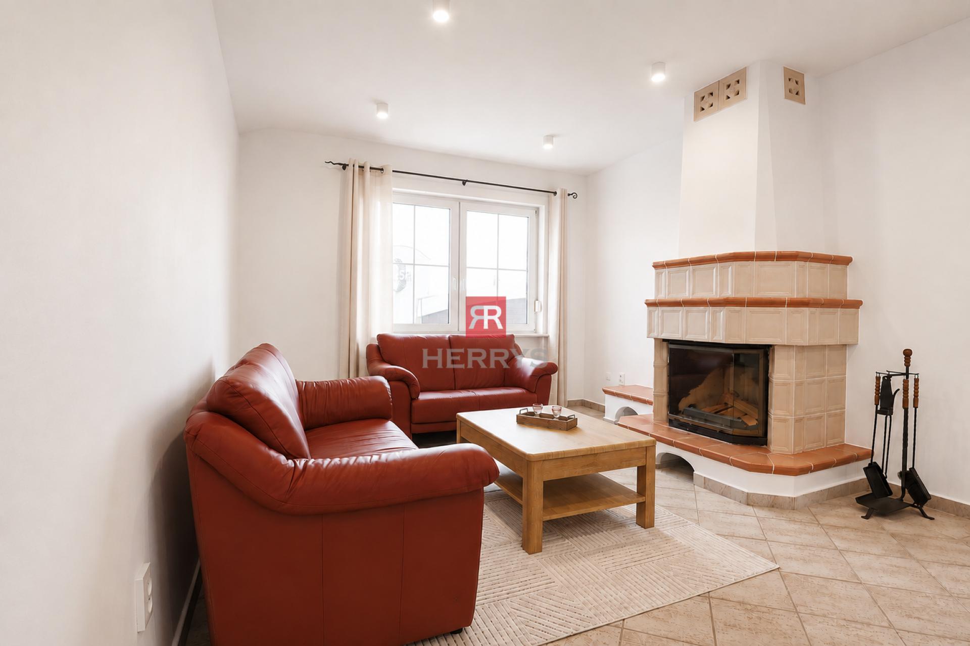 HERRYS - For rent renovated 4-room apartment at a lucrative address, Červeňova Street