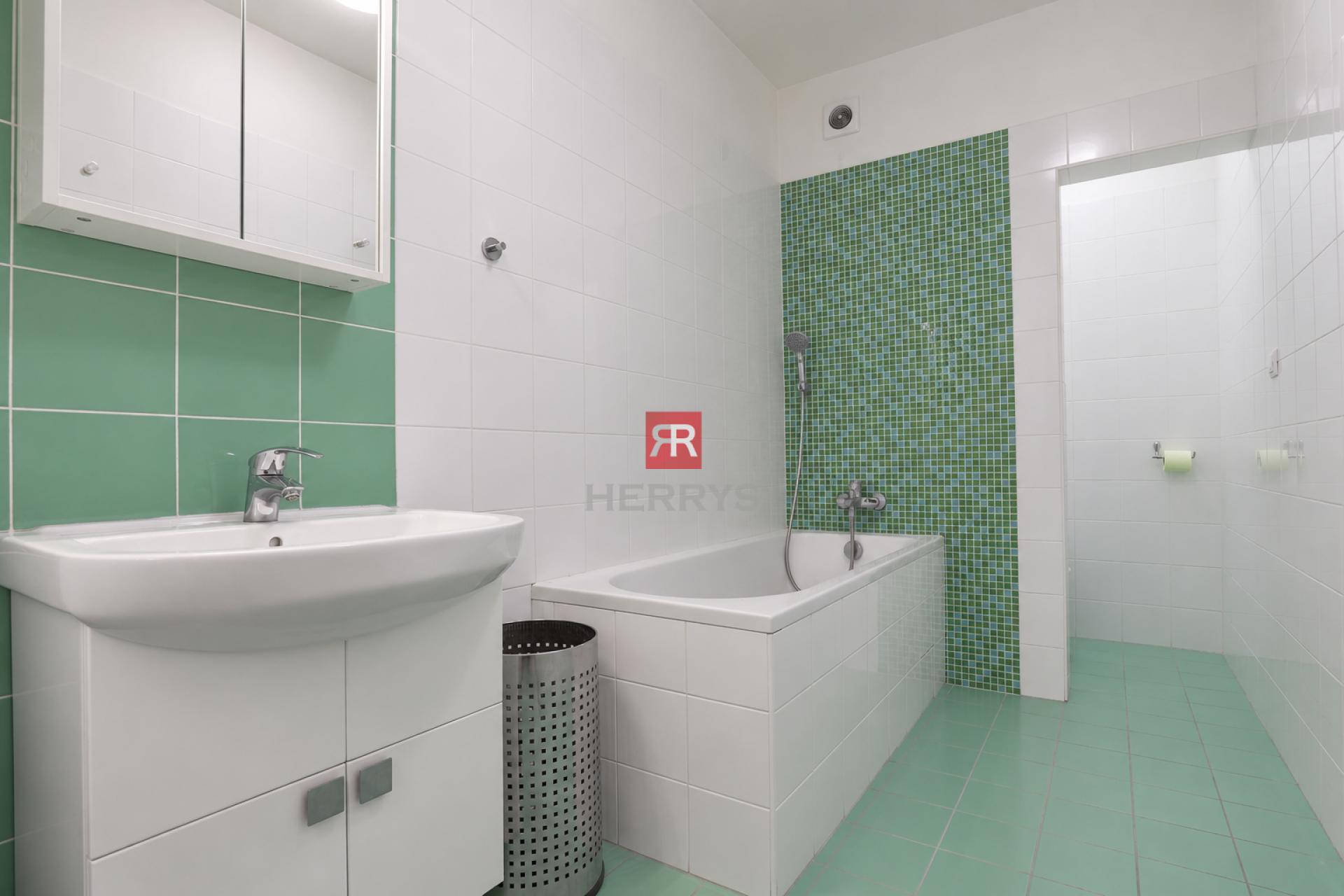 HERRYS - Na prenájom priestranný 2i byt s klimatizáciou a parkovaním pri lesoparku - Pet friendly