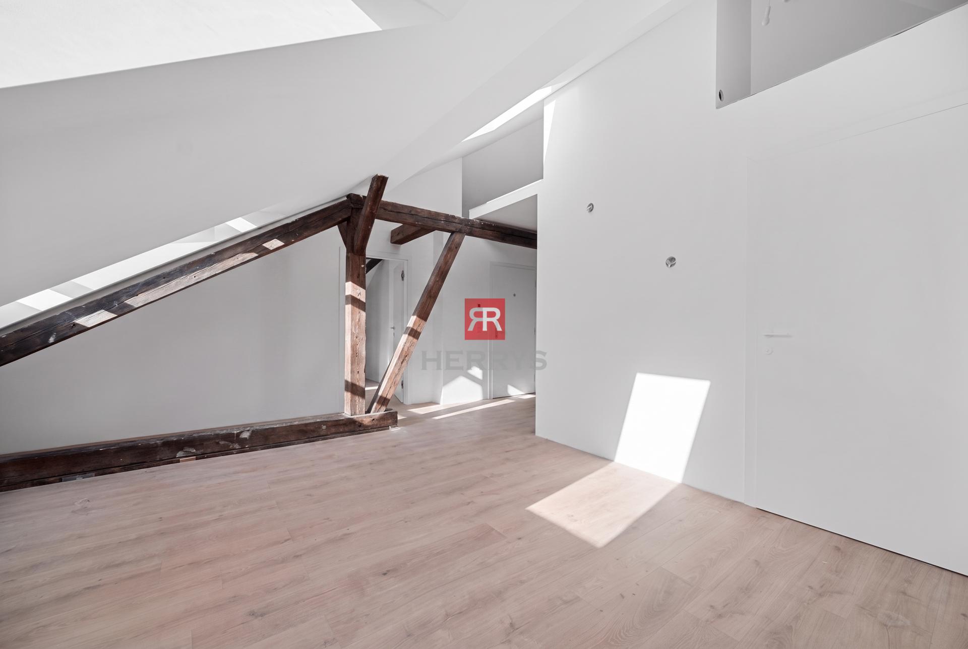 HERRYS - Exceptional 3-bedroom loft apartment for sale in the center of Bratislava on Palárikova&nbsp;