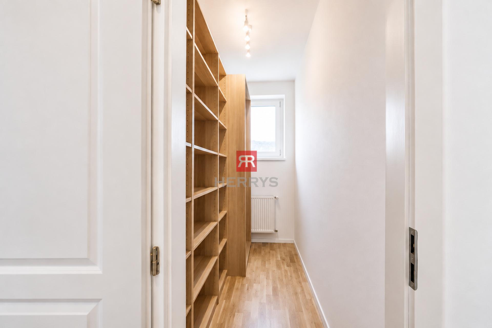 HERRYS - Furnished 2-Bedroom Apartment for Rent in a Quiet Part of Bratislava&nbsp;