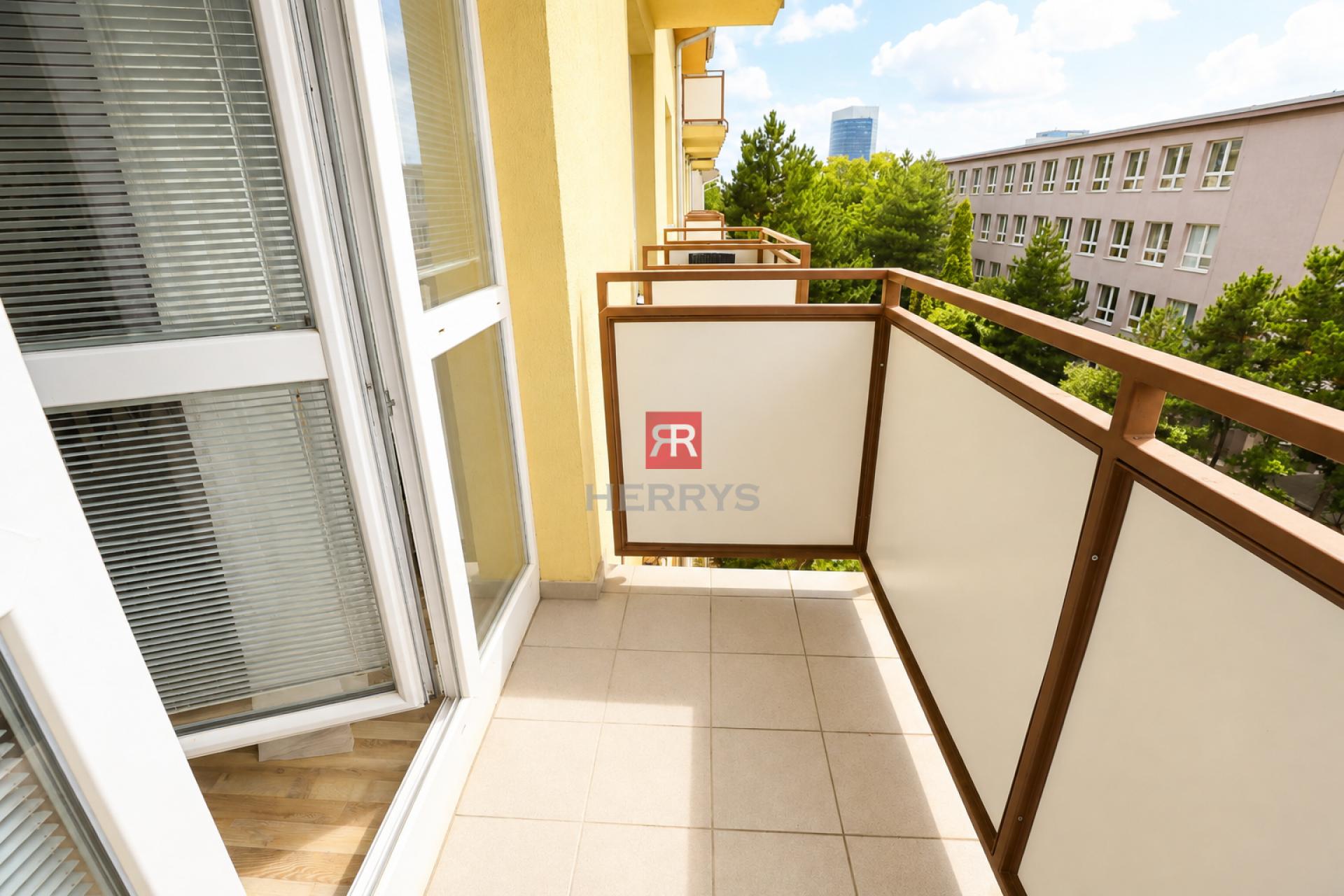 HERRYS - Furnished 2-Bedroom Apartment for Rent in a Quiet Part of Bratislava&nbsp;