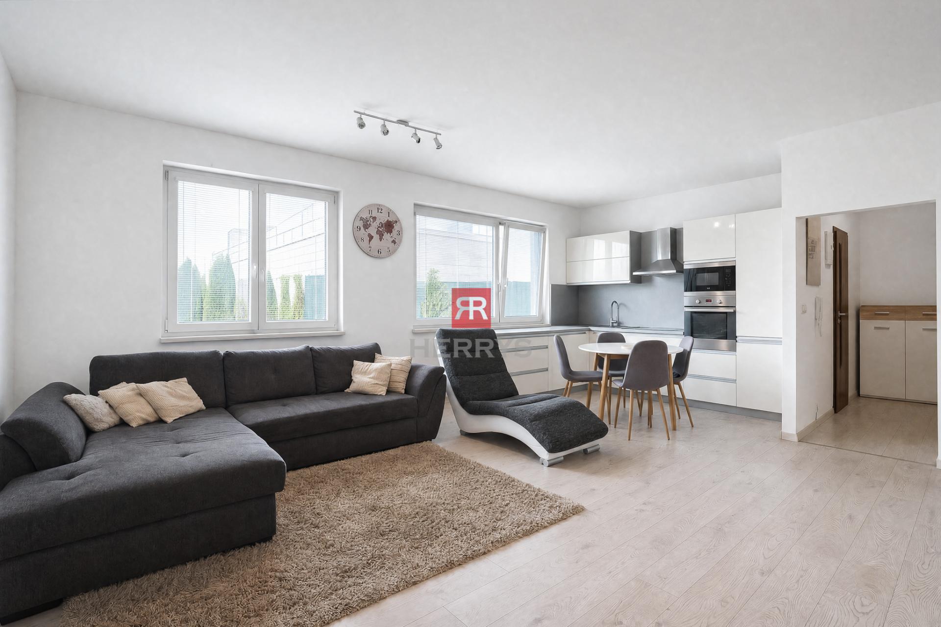 HERRYS - For sale a pleasant 2-room flat in &nbsp;in a cozy environment, on Podunajská Street.
