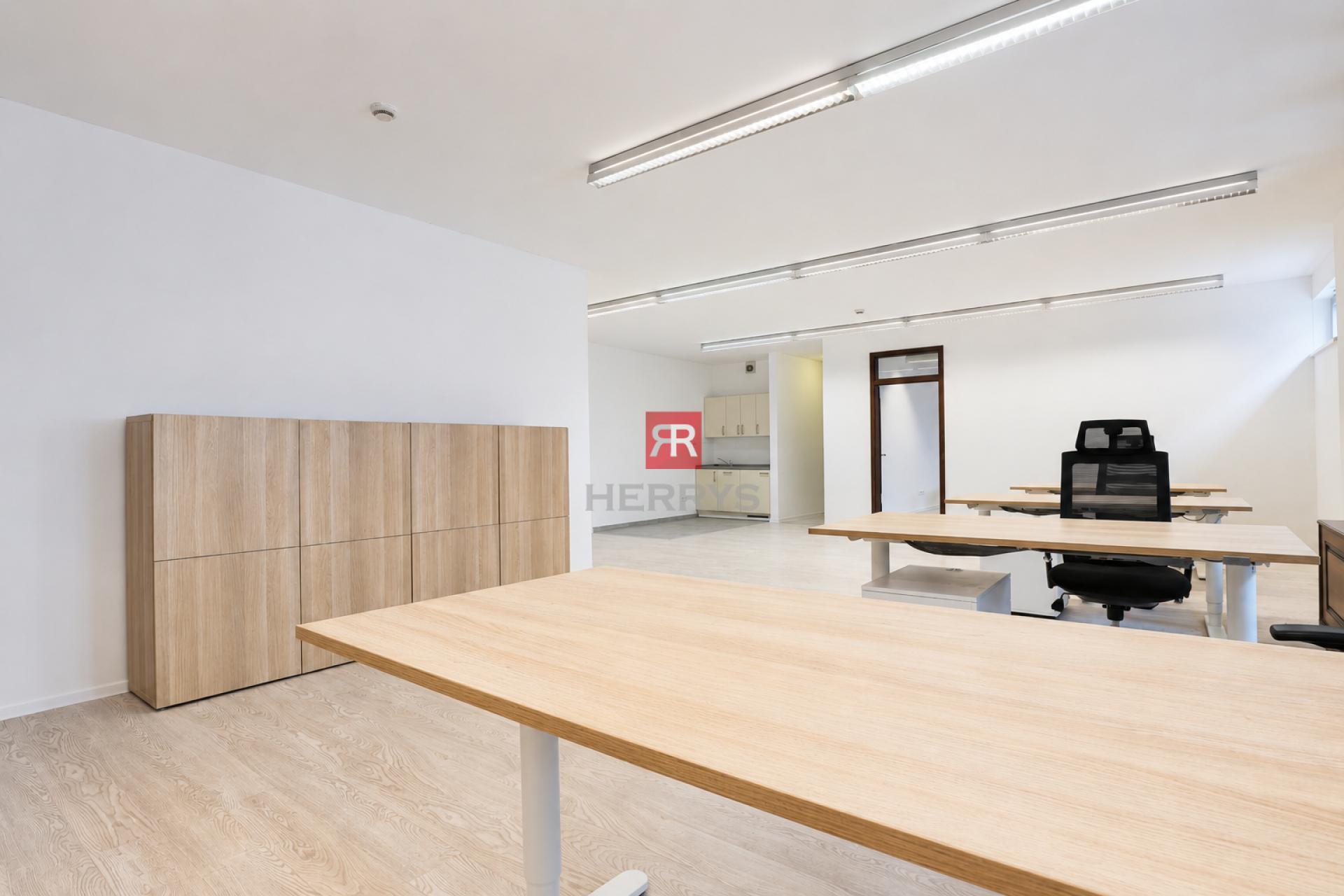 HERRYS – Representative Office Spaces for Lease on Hviezdoslavovo Square
