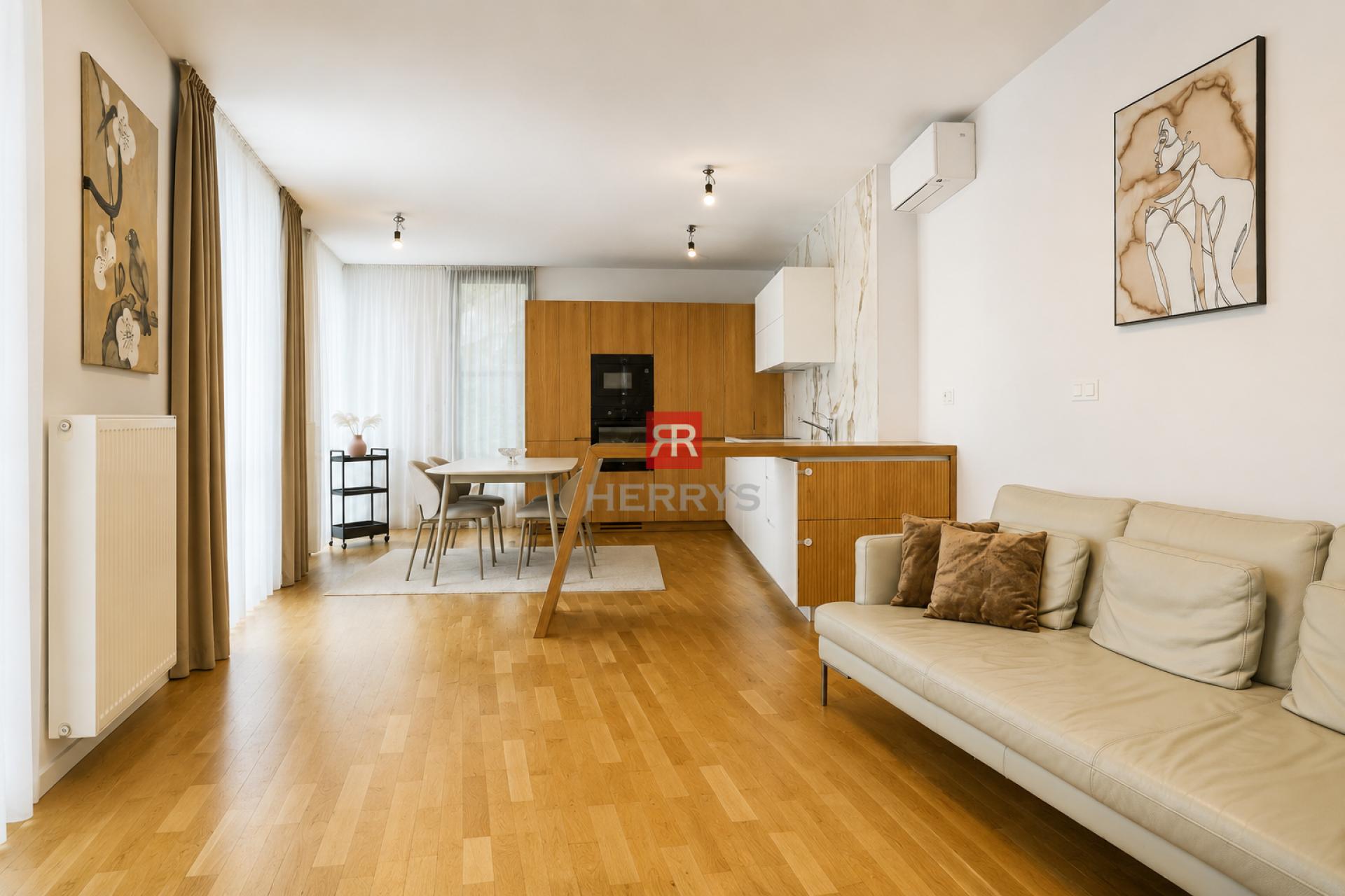 HERRYS - 3-room apartment for rent, 2x balcony + terrace, 2x parking, cellar, Na Varte location