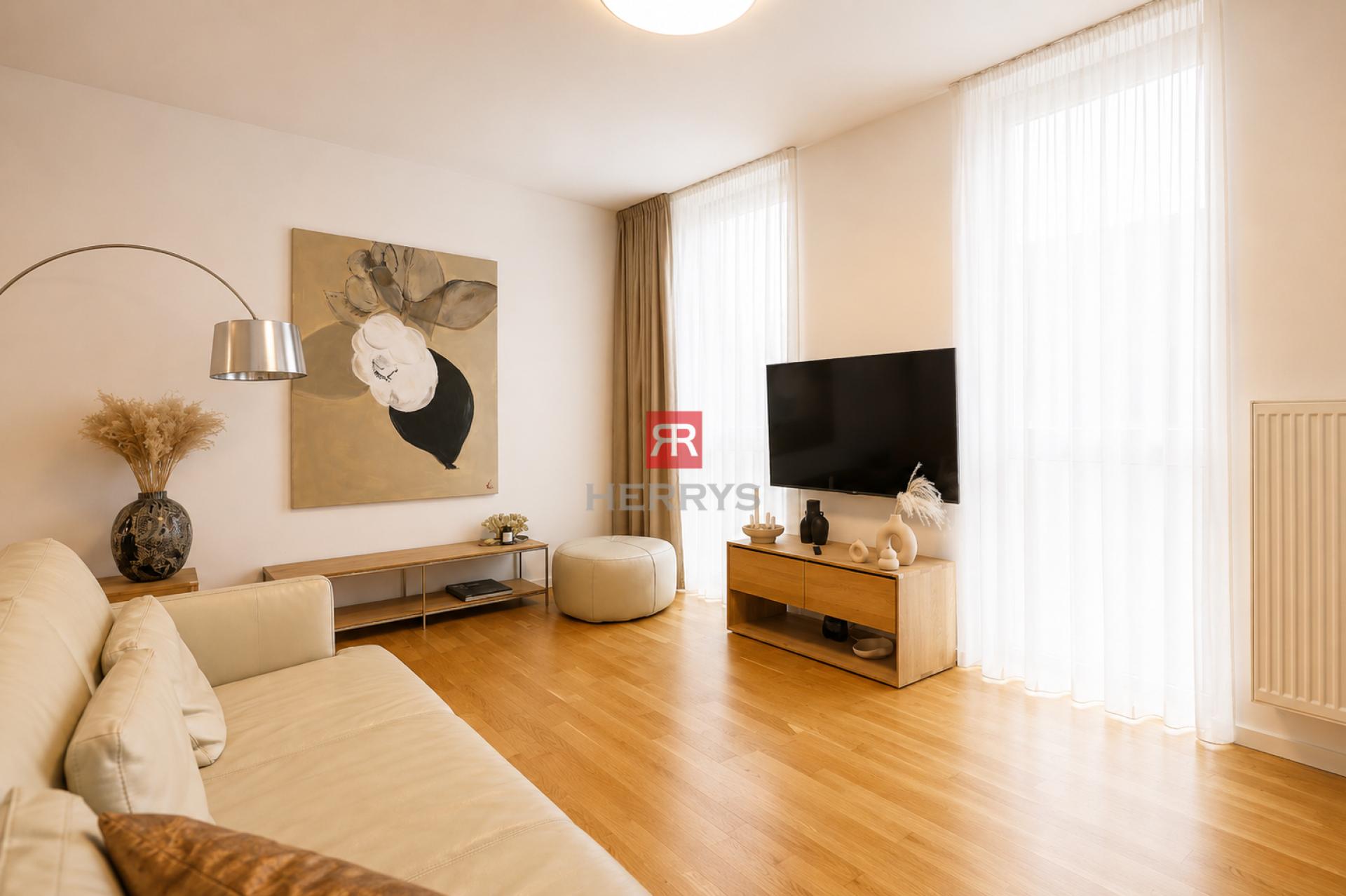 HERRYS - 3-room apartment for rent, 2x balcony + terrace, 2x parking, cellar, Na Varte location