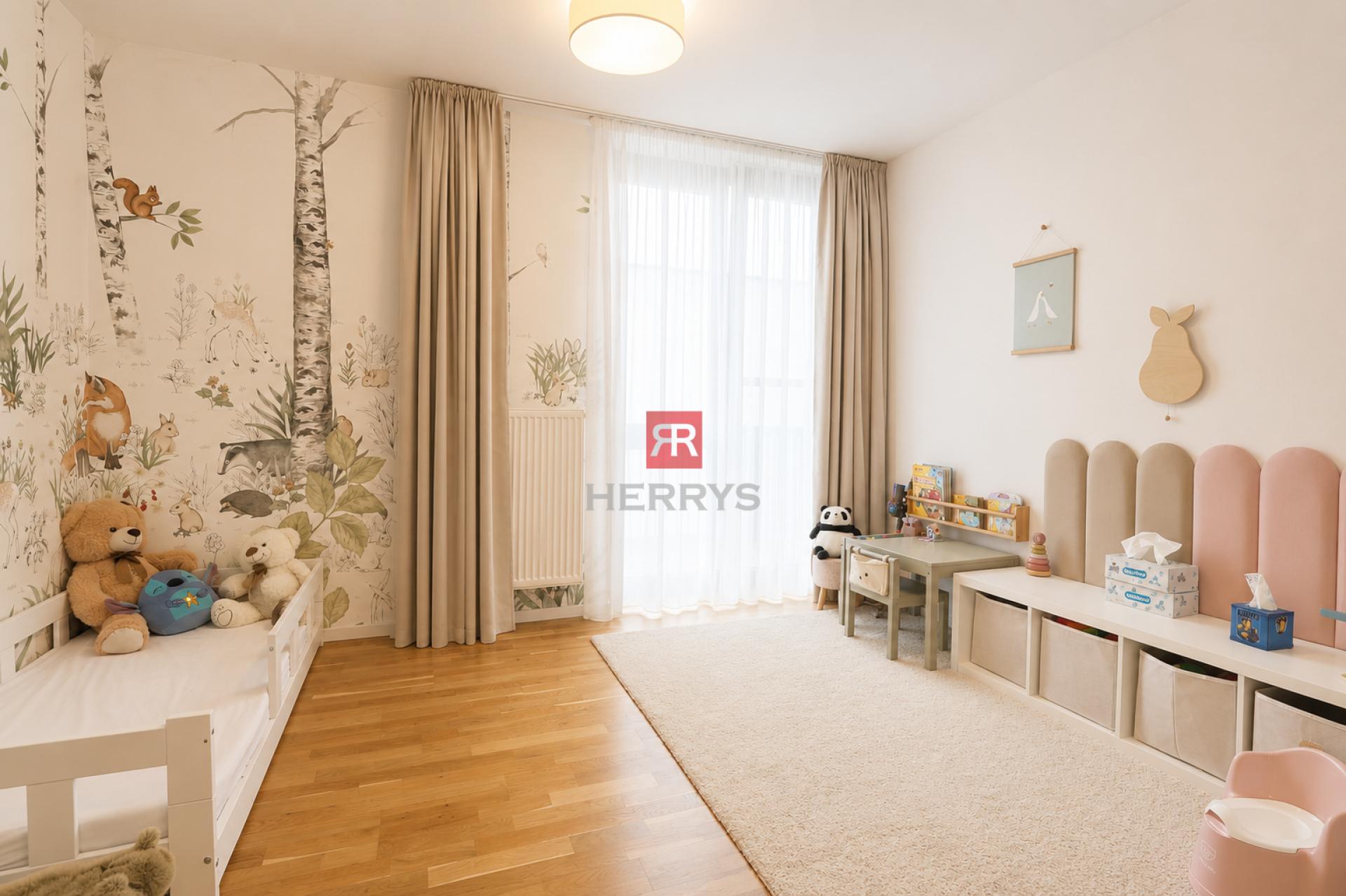 HERRYS - 3-room apartment for rent, 2x balcony + terrace, 2x parking, cellar, Na Varte location