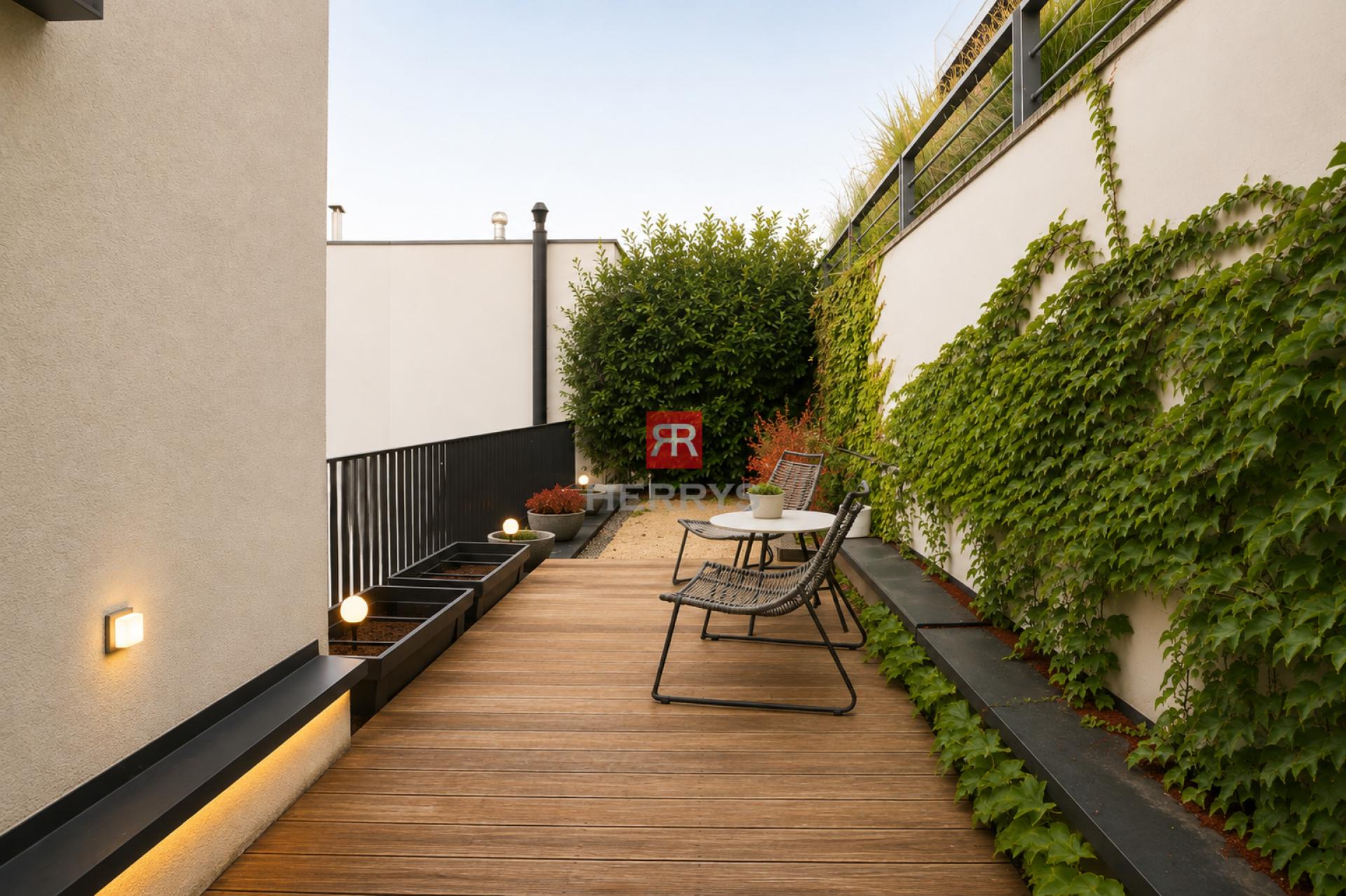 HERRYS - 3-room apartment for rent, 2x balcony + terrace, 2x parking, cellar, Na Varte location