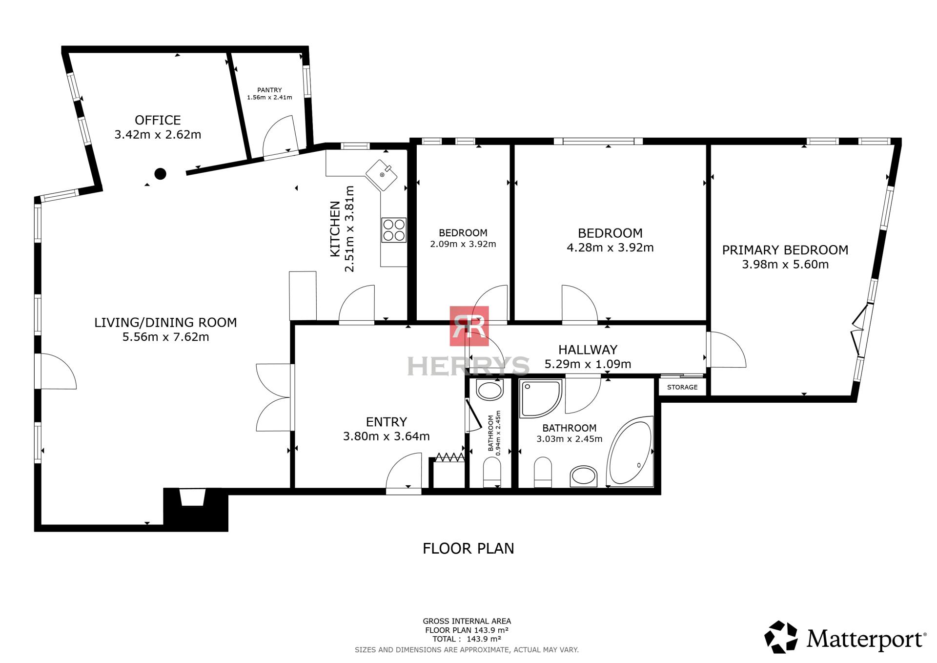 HERRYS – For sale attractive 4-room flat with parking on the prestigious Mikulášská st in Podhradie.
