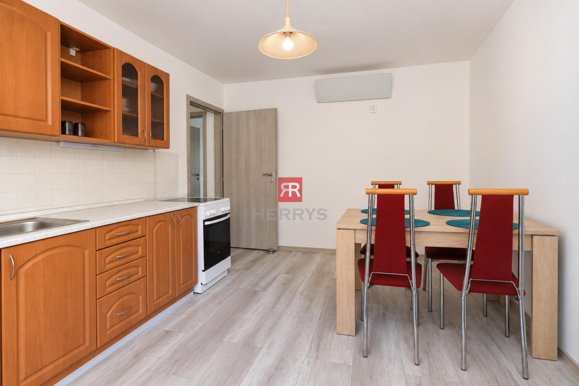 HERRYS - 2 bedroom apartment for rent in the sought-after location of Staré Mesto