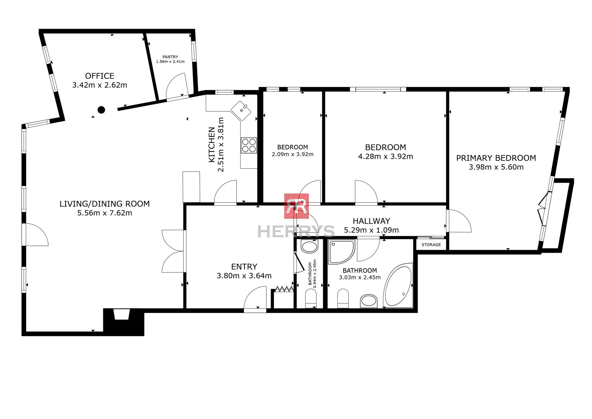 HERRYS – For sale attractive 4-room flat with parking on the prestigious Mikulášská st in Podhradie.