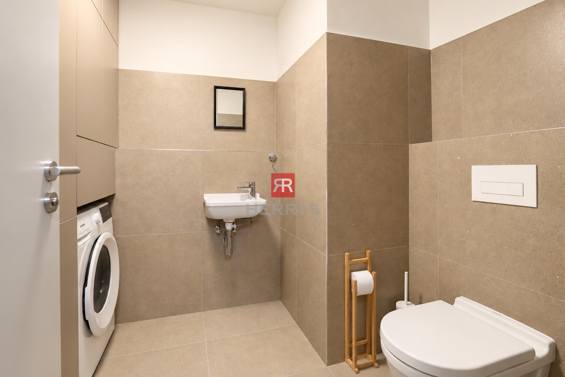 HERRYS - Na prenájom atraktívny 2-izbový apartmán s parkovacím miestom v komplexe METROPOLIS