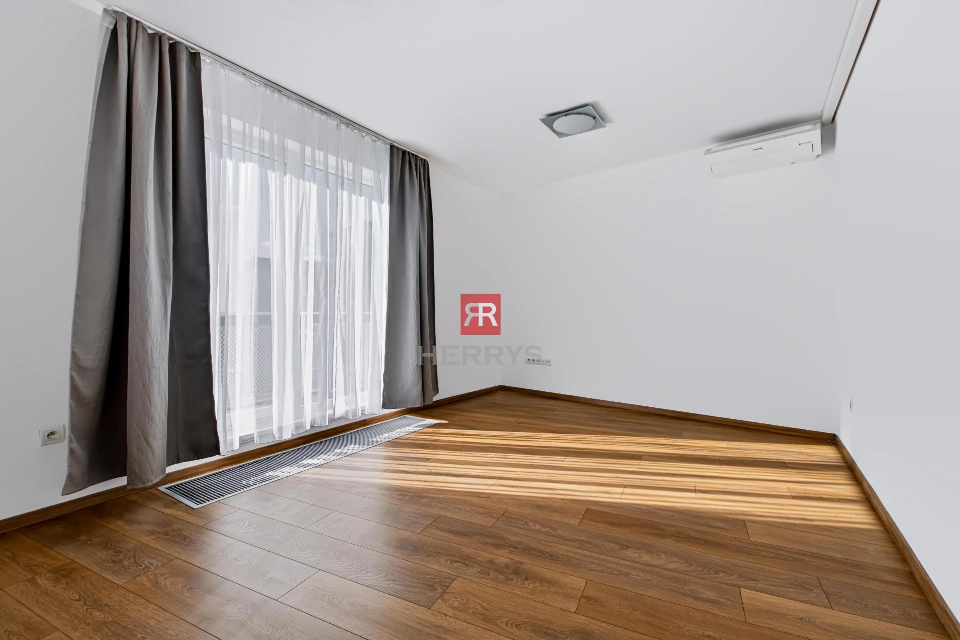 &nbsp;HERRYS - 3-bedroom flat for sale with a terrace and enchanting views of the Danube and Devín Castle | Dlhé diely
