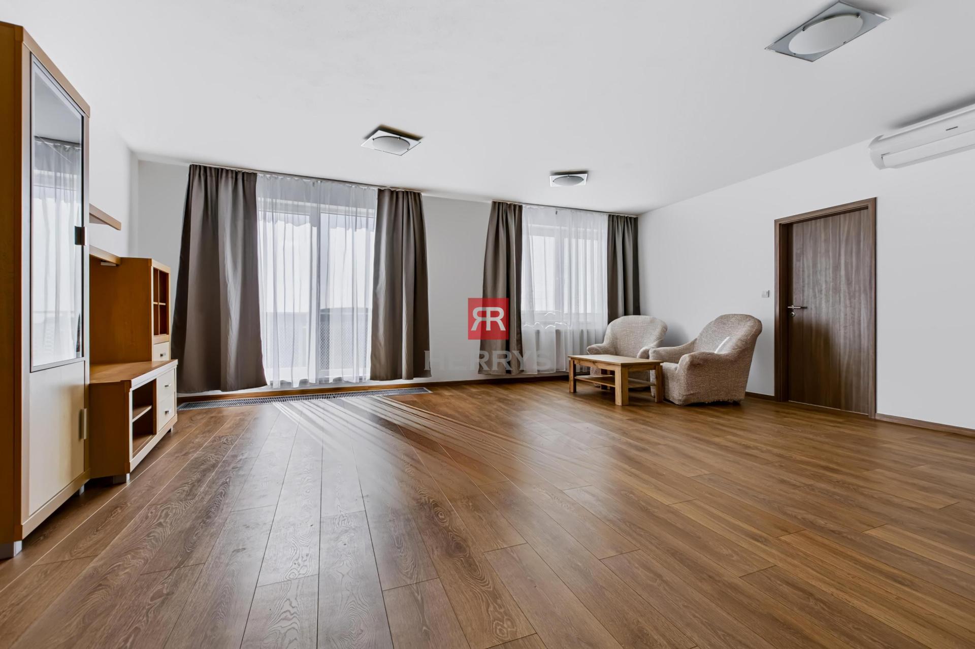 &nbsp;HERRYS - 3-bedroom flat for sale with a terrace and enchanting views of the Danube and Devín Castle | Dlhé diely