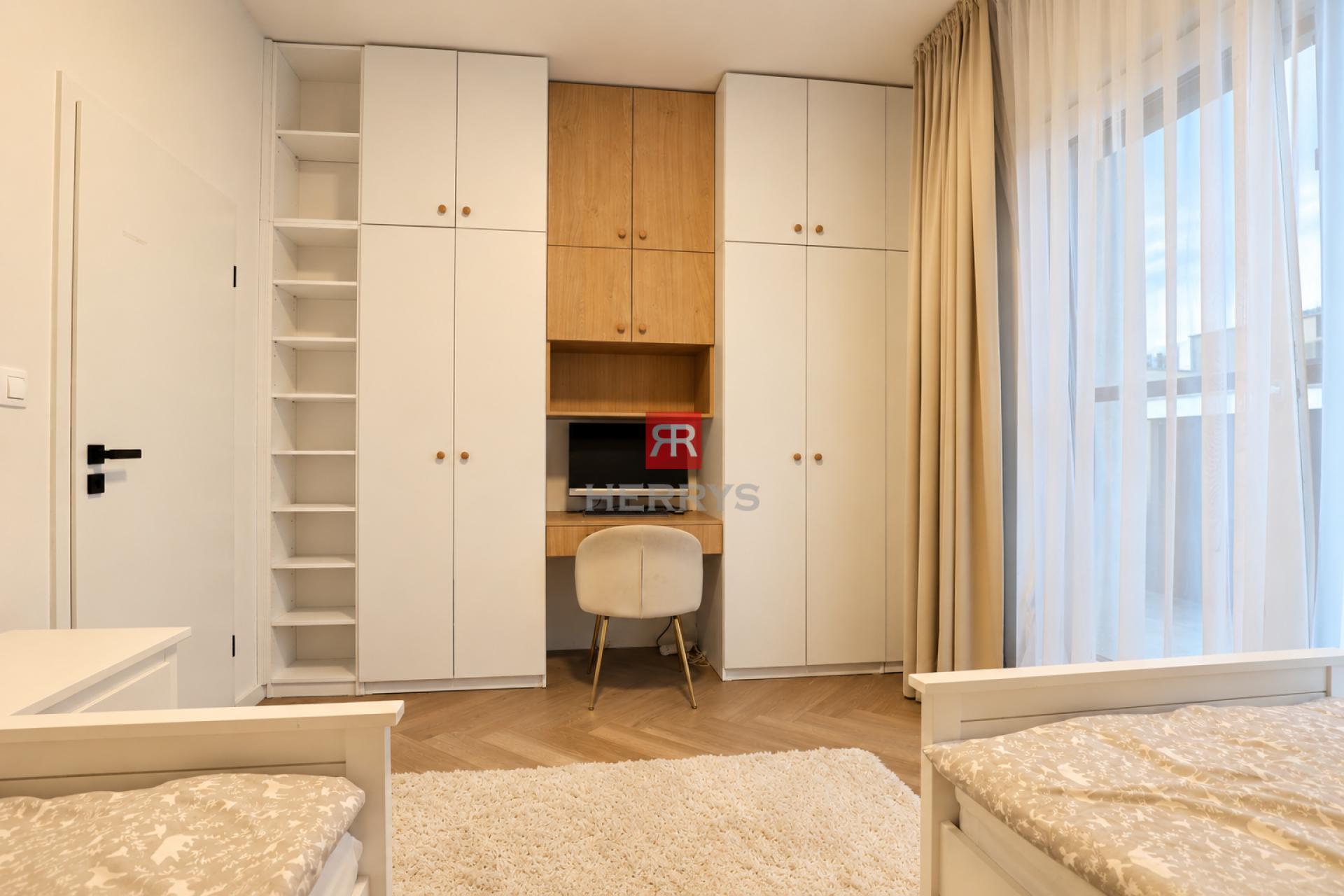 For rent: Elegant, family-friendly 3-bedroom apartment with a large terrace and parking in Stupava